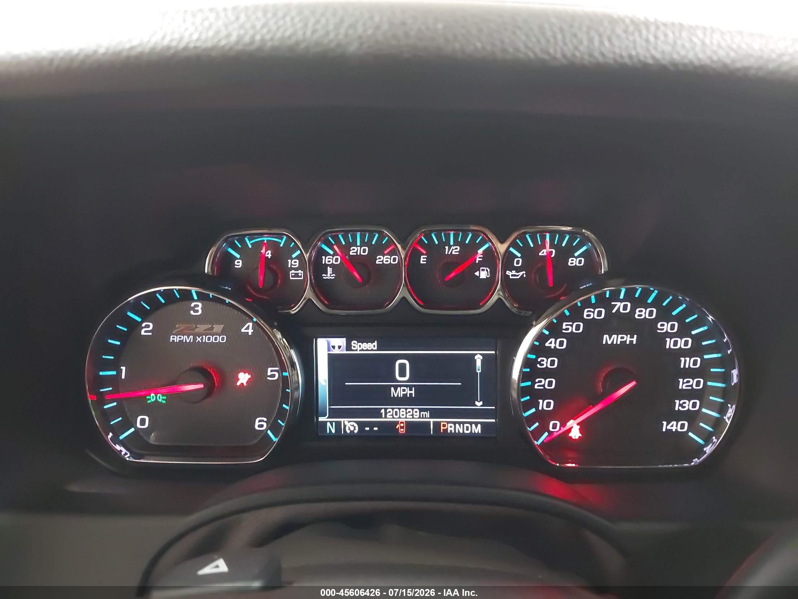 2015 Chevrolet Tahoe Lt White vin: 1GNSKBKC9FR591351