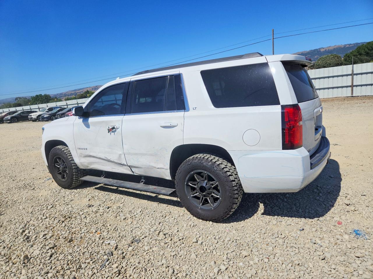 2015 Chevrolet Tahoe K1500 Lt White vin: 1GNSKBKC9FR633744