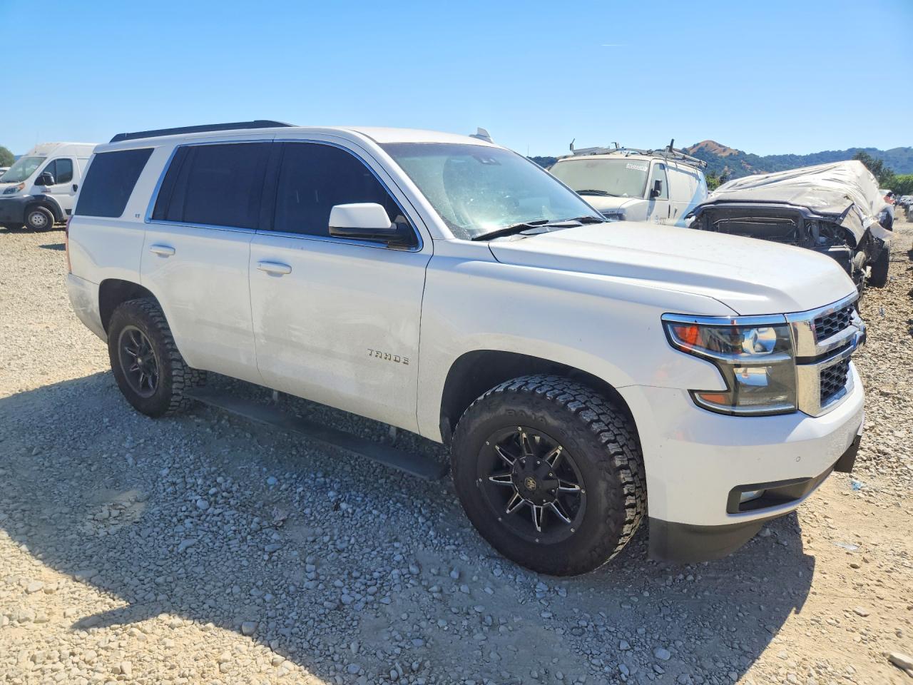 2015 Chevrolet Tahoe K1500 Lt White vin: 1GNSKBKC9FR633744