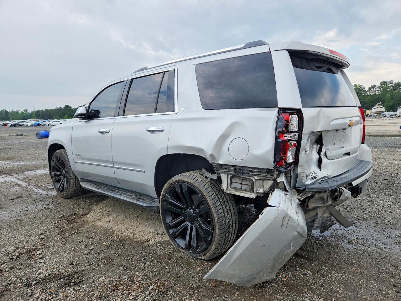 2015 Chevrolet Tahoe K1500 Lt Silver vin: 1GNSKBKC9FR717742
