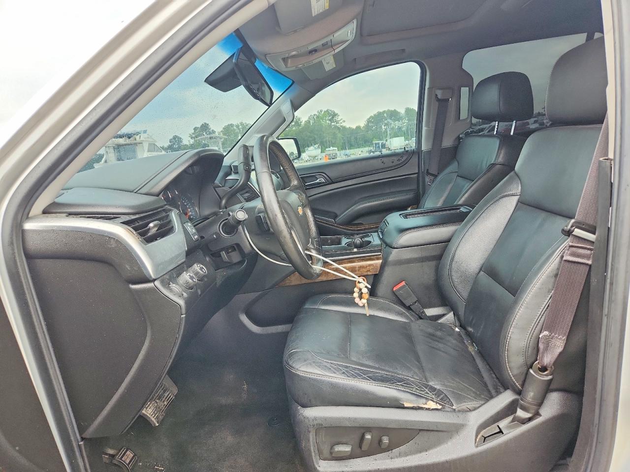 2015 Chevrolet Tahoe K1500 Lt Silver vin: 1GNSKBKC9FR717742