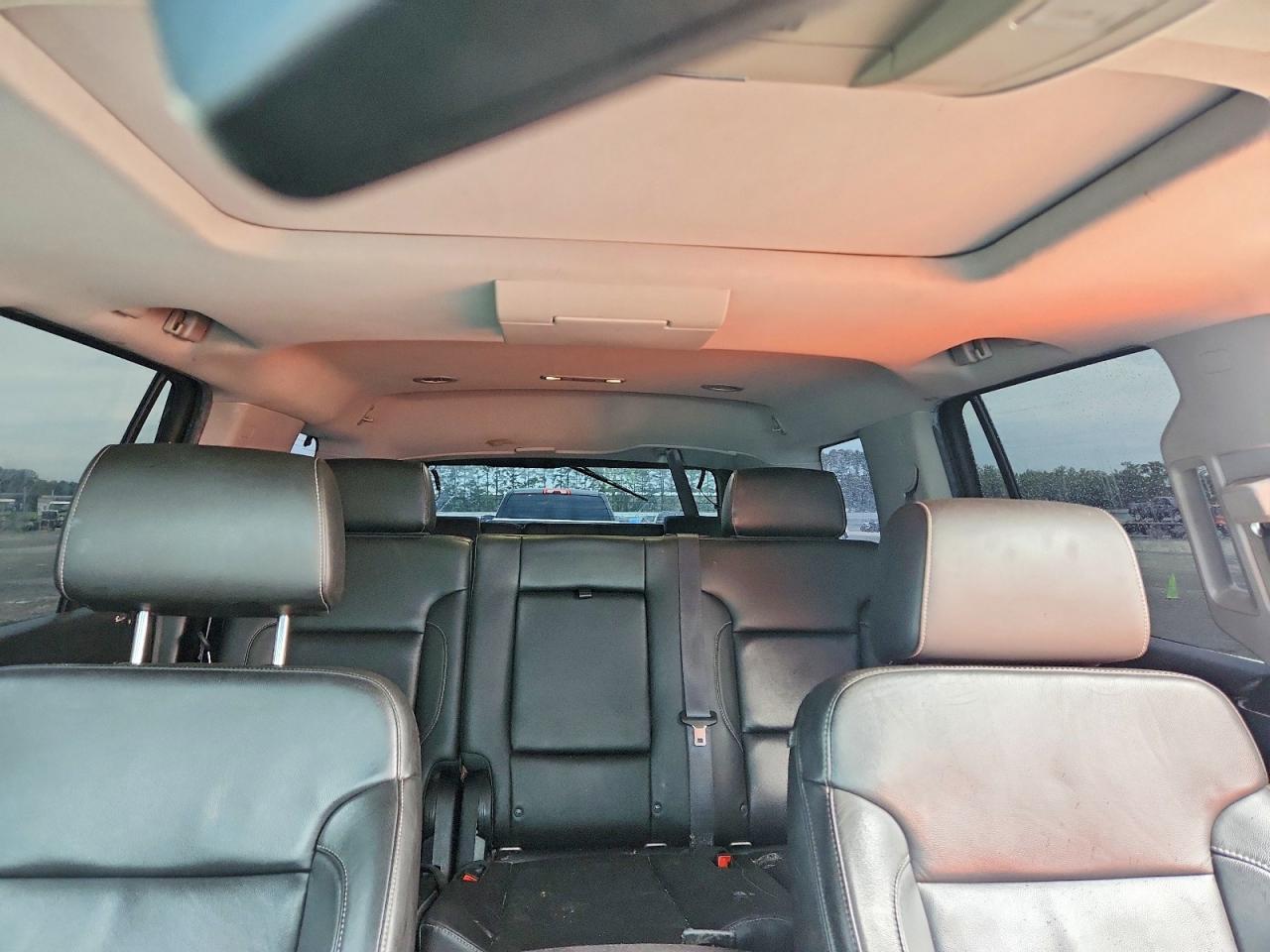 2015 Chevrolet Tahoe K1500 Lt Silver vin: 1GNSKBKC9FR717742