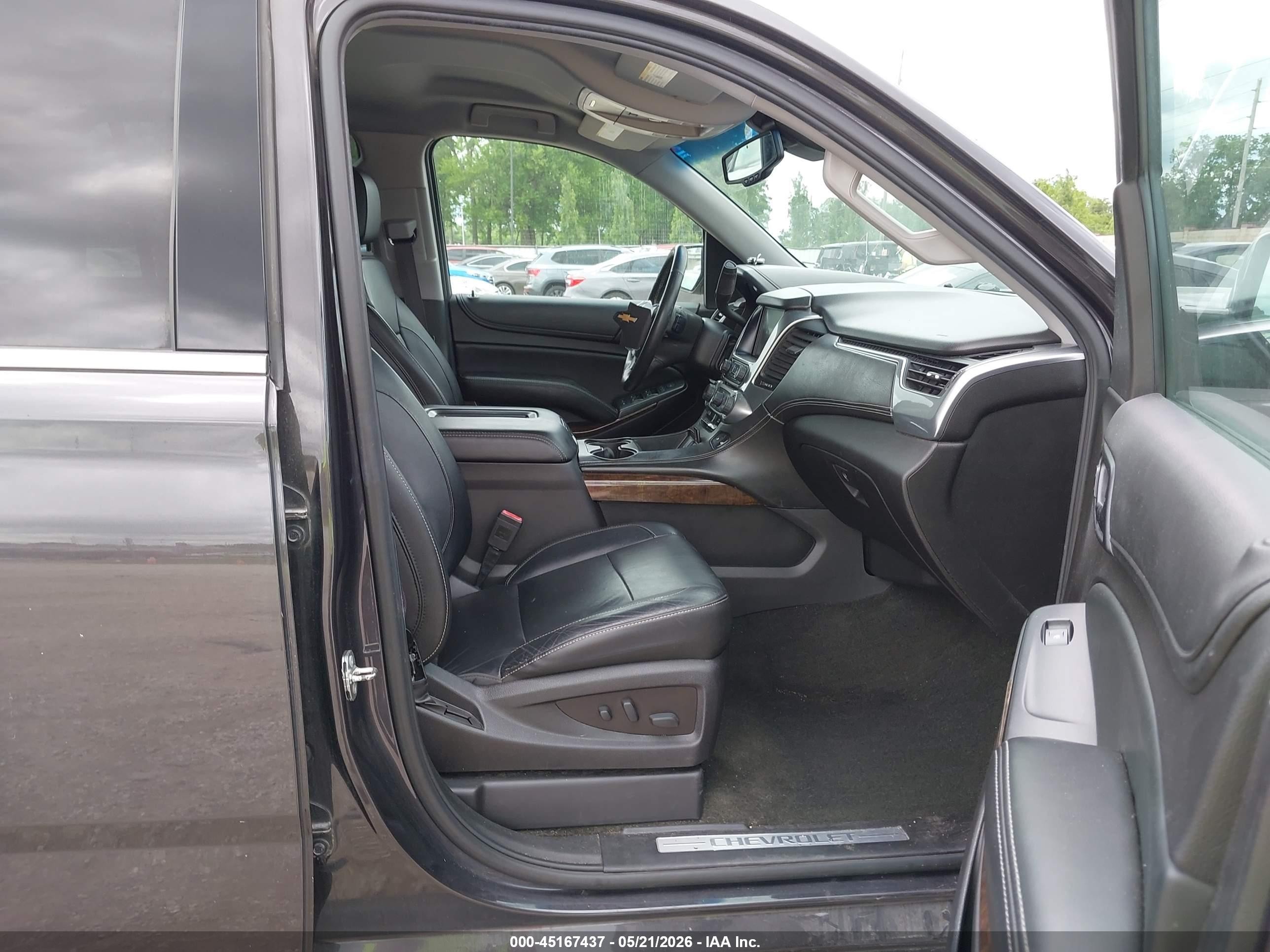 2016 Chevrolet Tahoe Lt Gray vin: 1GNSKBKC9GR414753