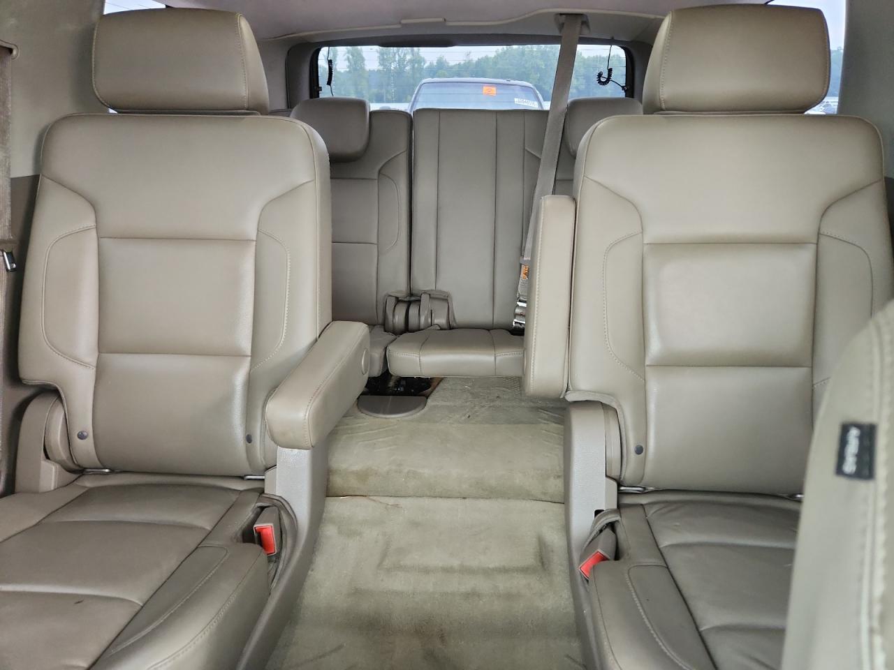 2015 Chevrolet Tahoe K1500 Lt White vin: 1GNSKBKCXFR166124