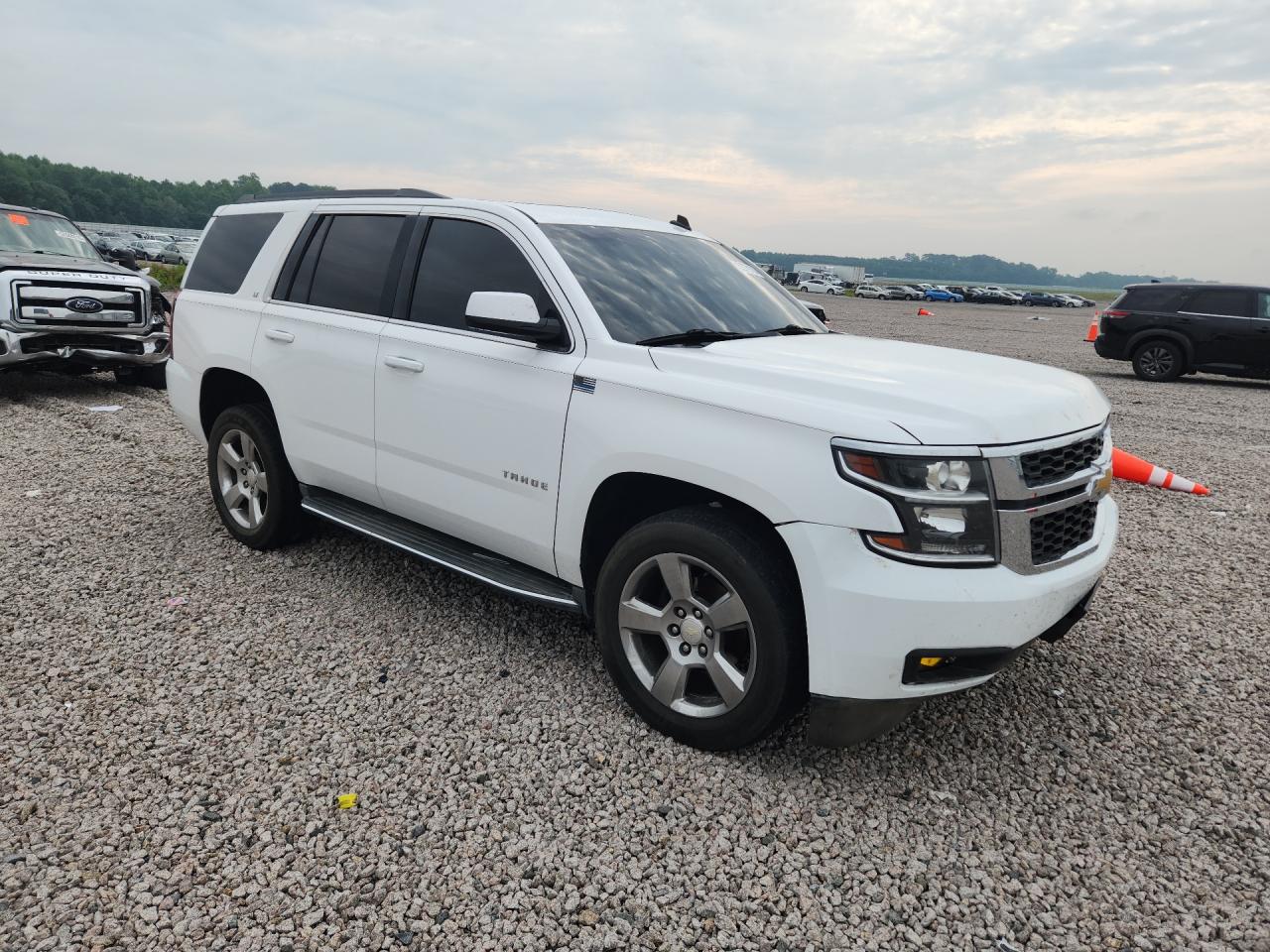 2015 Chevrolet Tahoe K1500 Lt White vin: 1GNSKBKCXFR166124