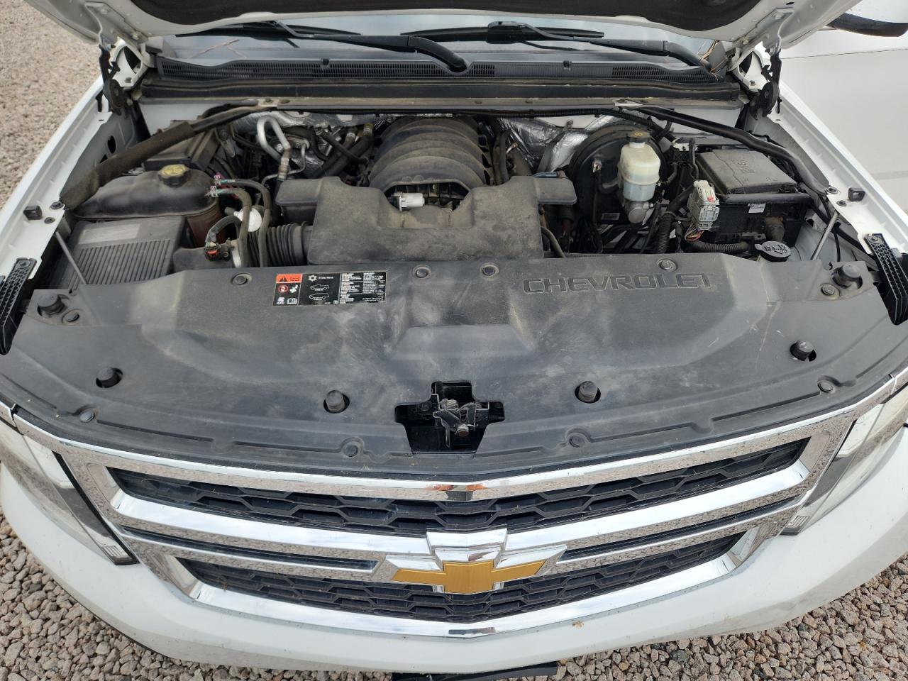2015 Chevrolet Tahoe K1500 Lt White vin: 1GNSKBKCXFR166124
