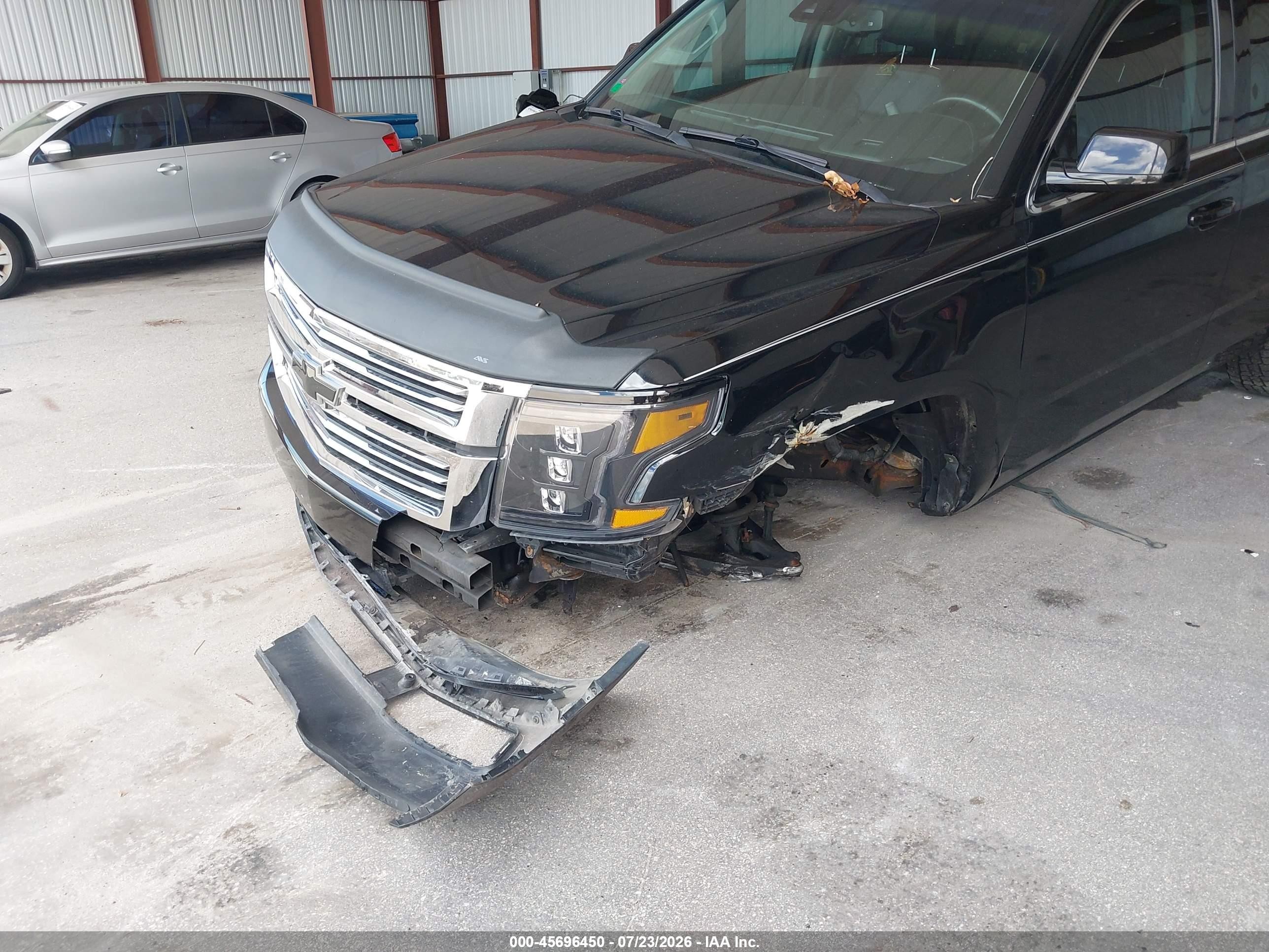 2015 Chevrolet Tahoe Lt Черный vin: 1GNSKBKCXFR171792