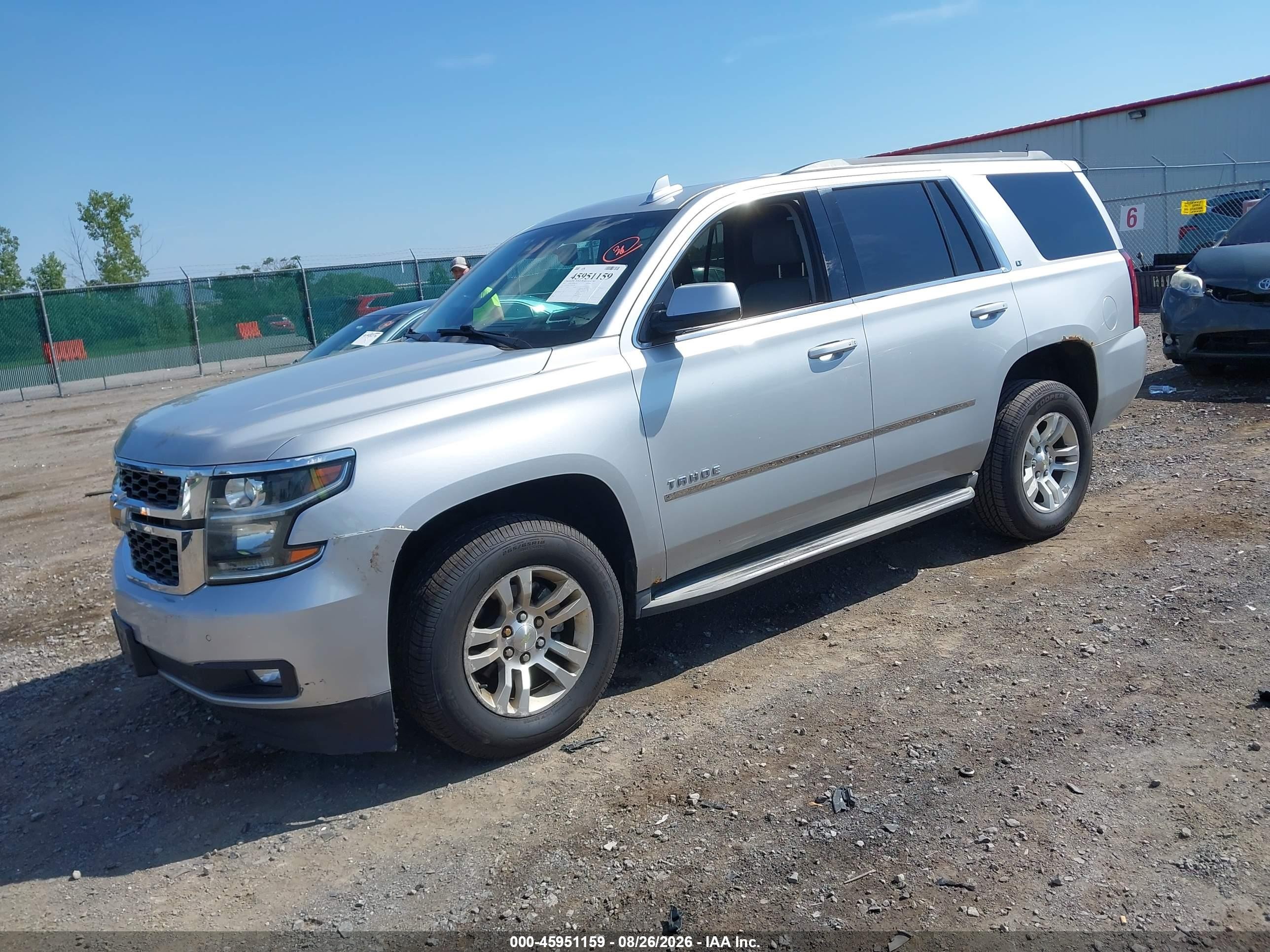 2015 Chevrolet Tahoe Lt Silver vin: 1GNSKBKCXFR616046