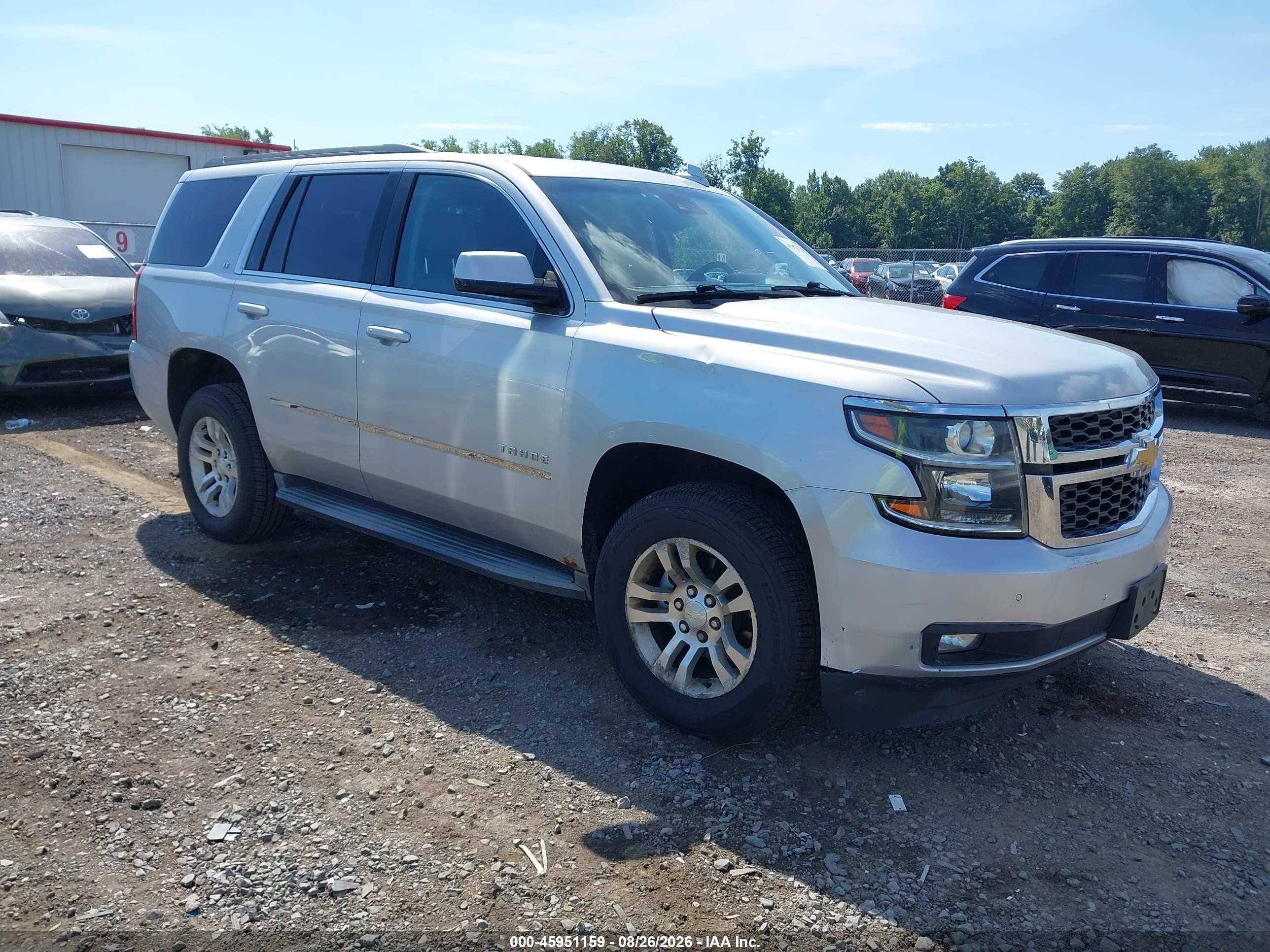 2015 Chevrolet Tahoe Lt Silver vin: 1GNSKBKCXFR616046