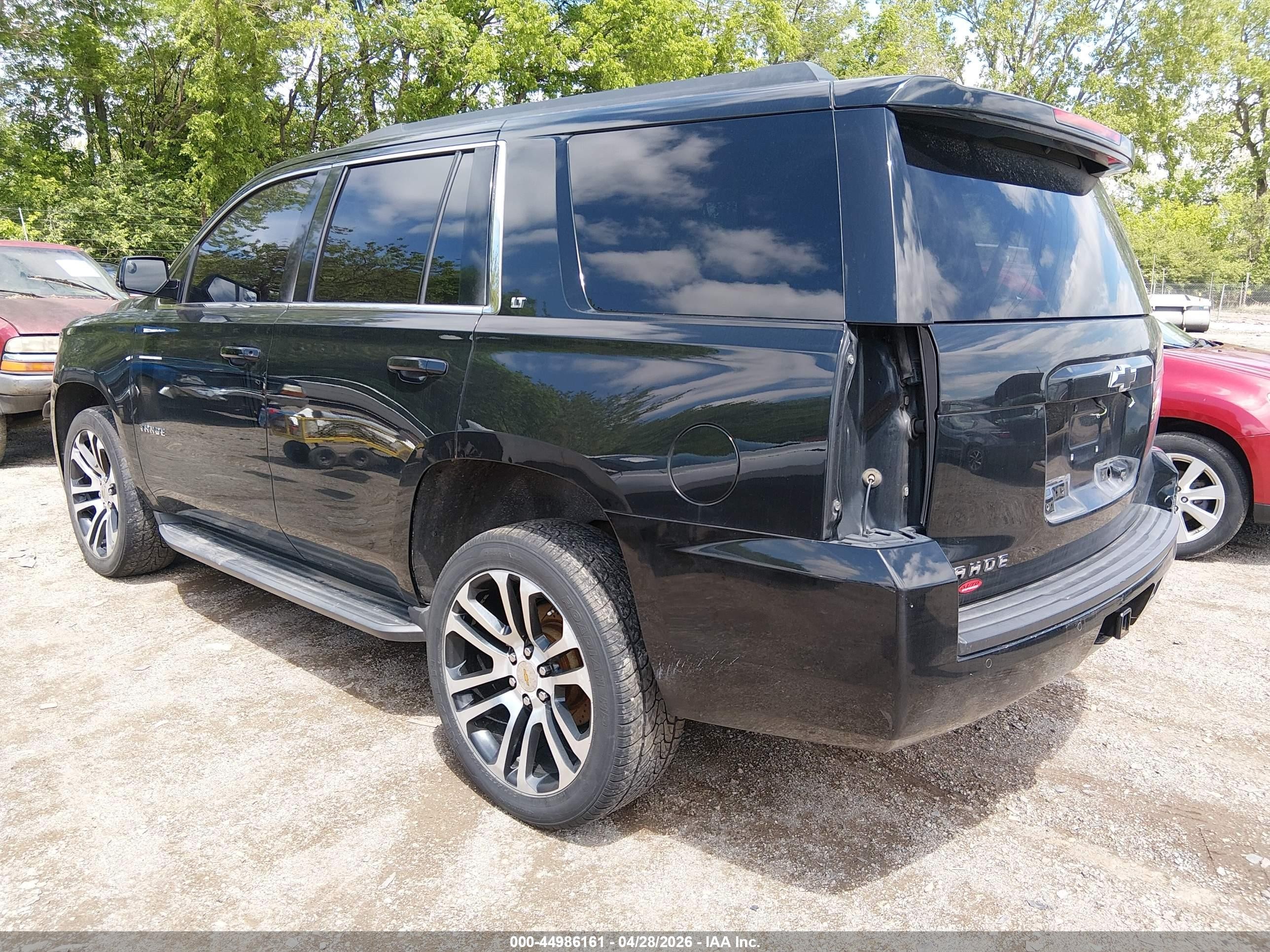 2015 Chevrolet Tahoe Lt Black vin: 1GNSKBKCXFR651833