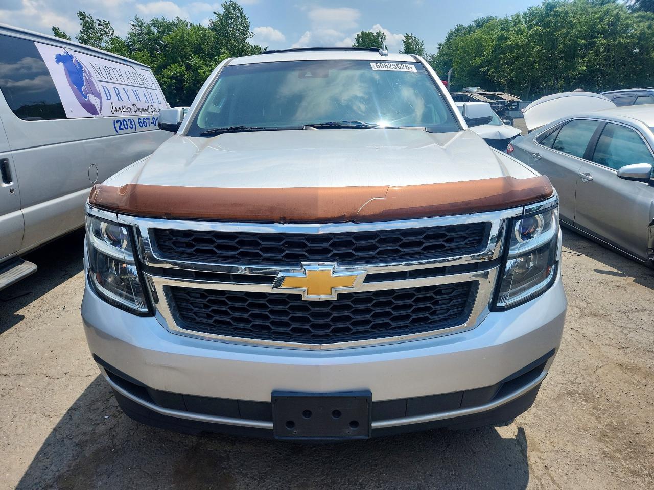 2015 Chevrolet Tahoe K1500 Lt Silver vin: 1GNSKBKCXFR694035