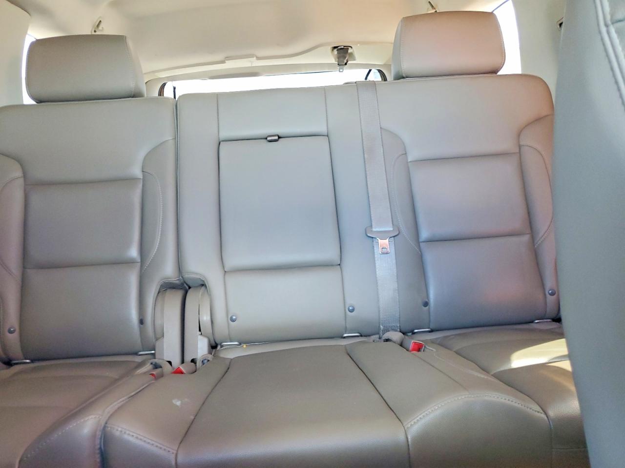 2015 Chevrolet Tahoe K1500 Lt White vin: 1GNSKBKCXFR722724