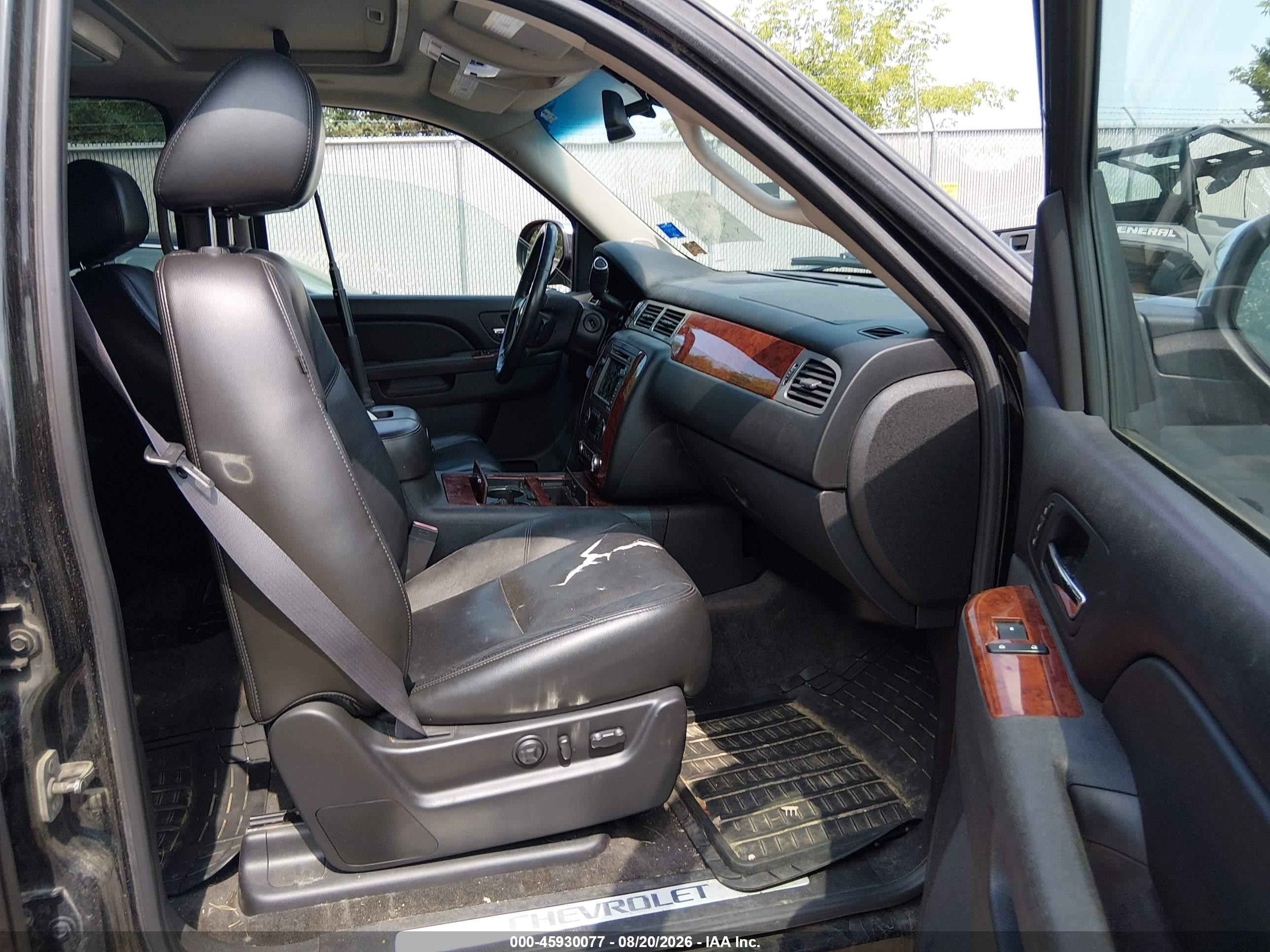 2011 Chevrolet Tahoe Ltz Black vin: 1GNSKCE00BR364986
