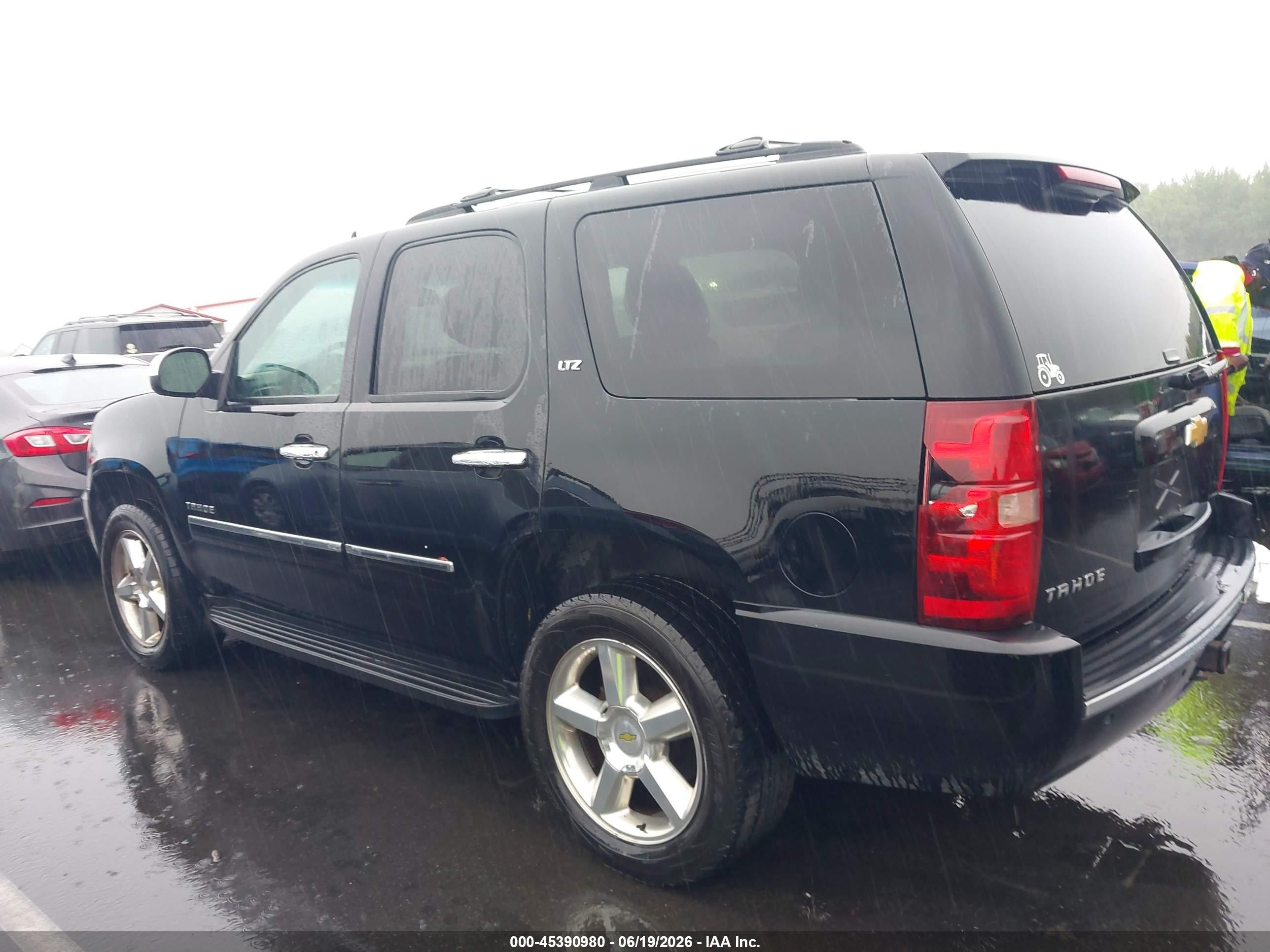2014 Chevrolet Tahoe Ltz Black vin: 1GNSKCE00ER241645