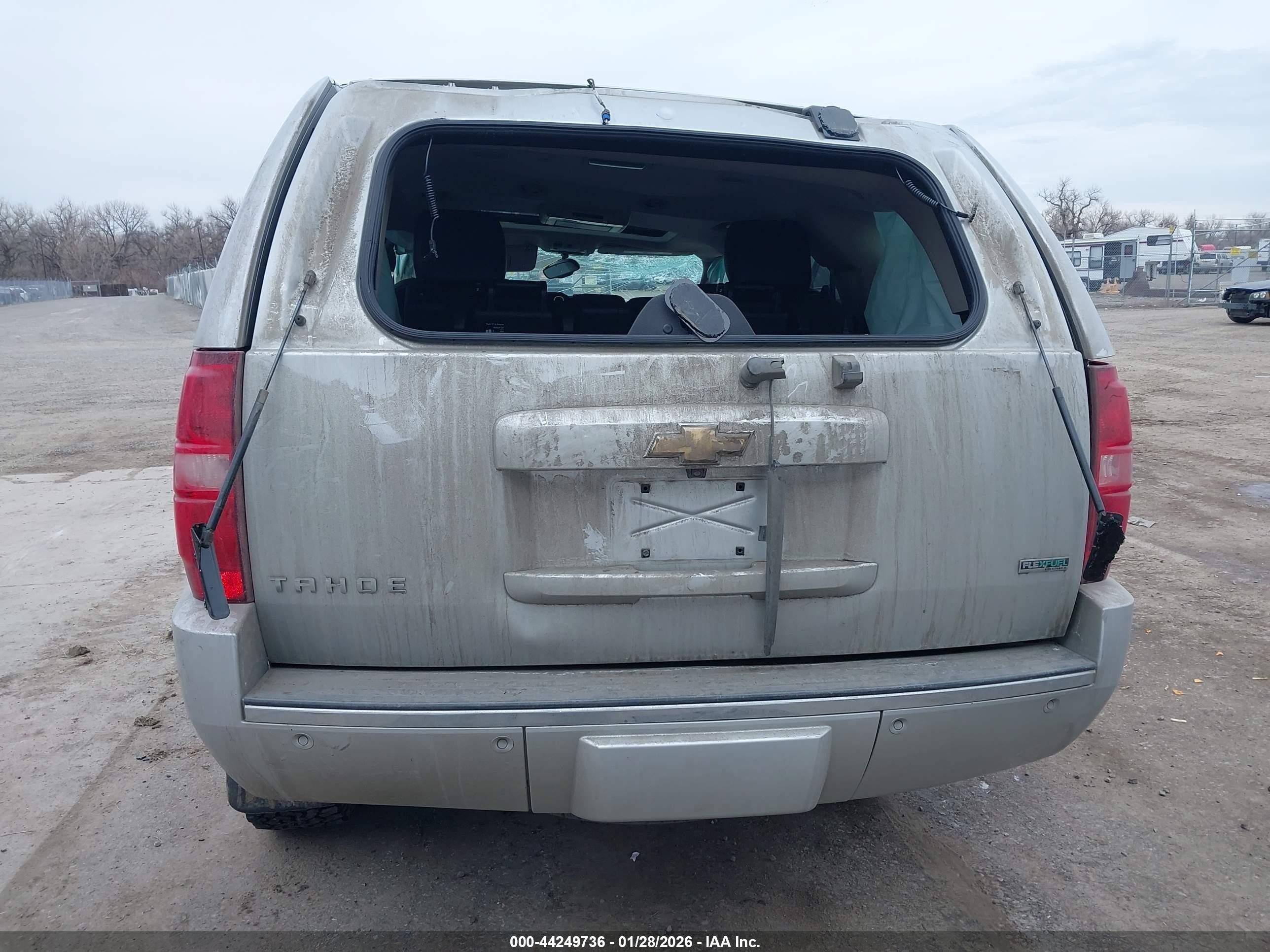 2011 Chevrolet Tahoe Ltz Silver vin: 1GNSKCE01BR244713