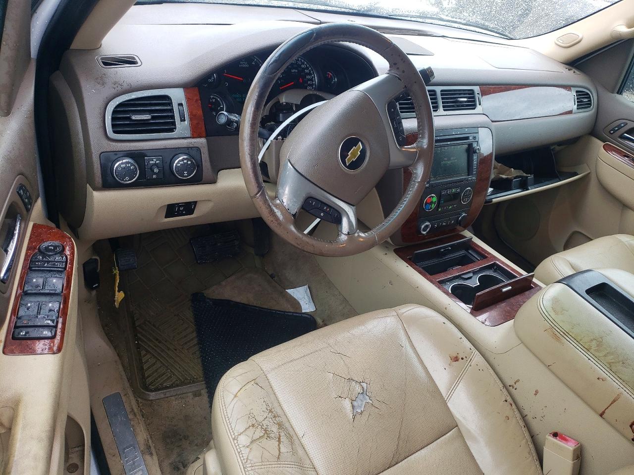 2011 Chevrolet Tahoe K1500 Ltz Белый vin: 1GNSKCE02BR262492