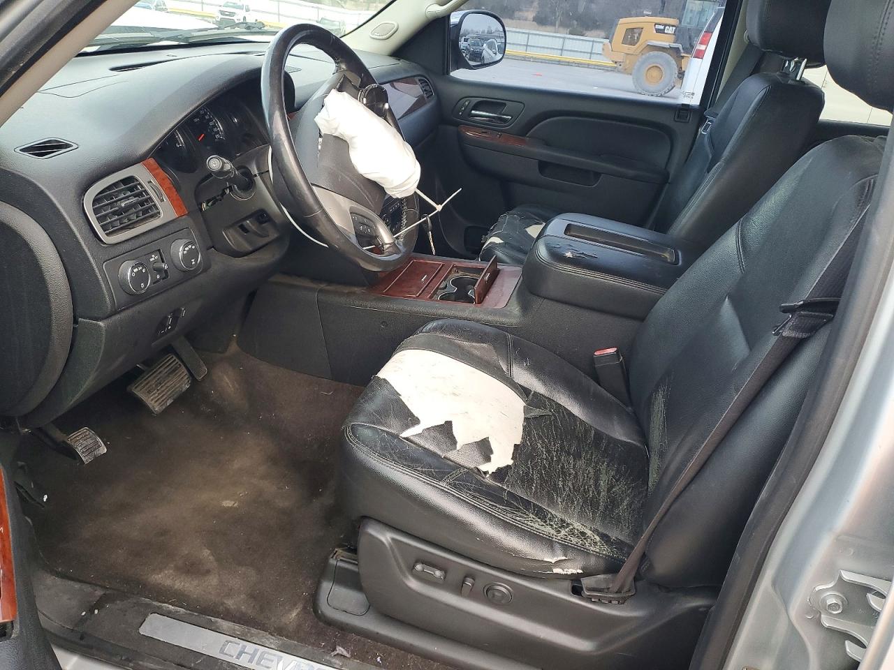 2013 Chevrolet Tahoe K1500 Ltz Silver vin: 1GNSKCE02DR264715