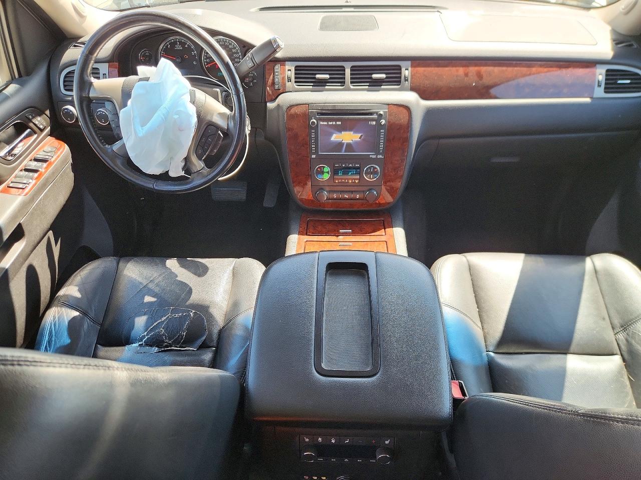 2013 Chevrolet Tahoe K1500 Ltz Белый vin: 1GNSKCE03DR368467