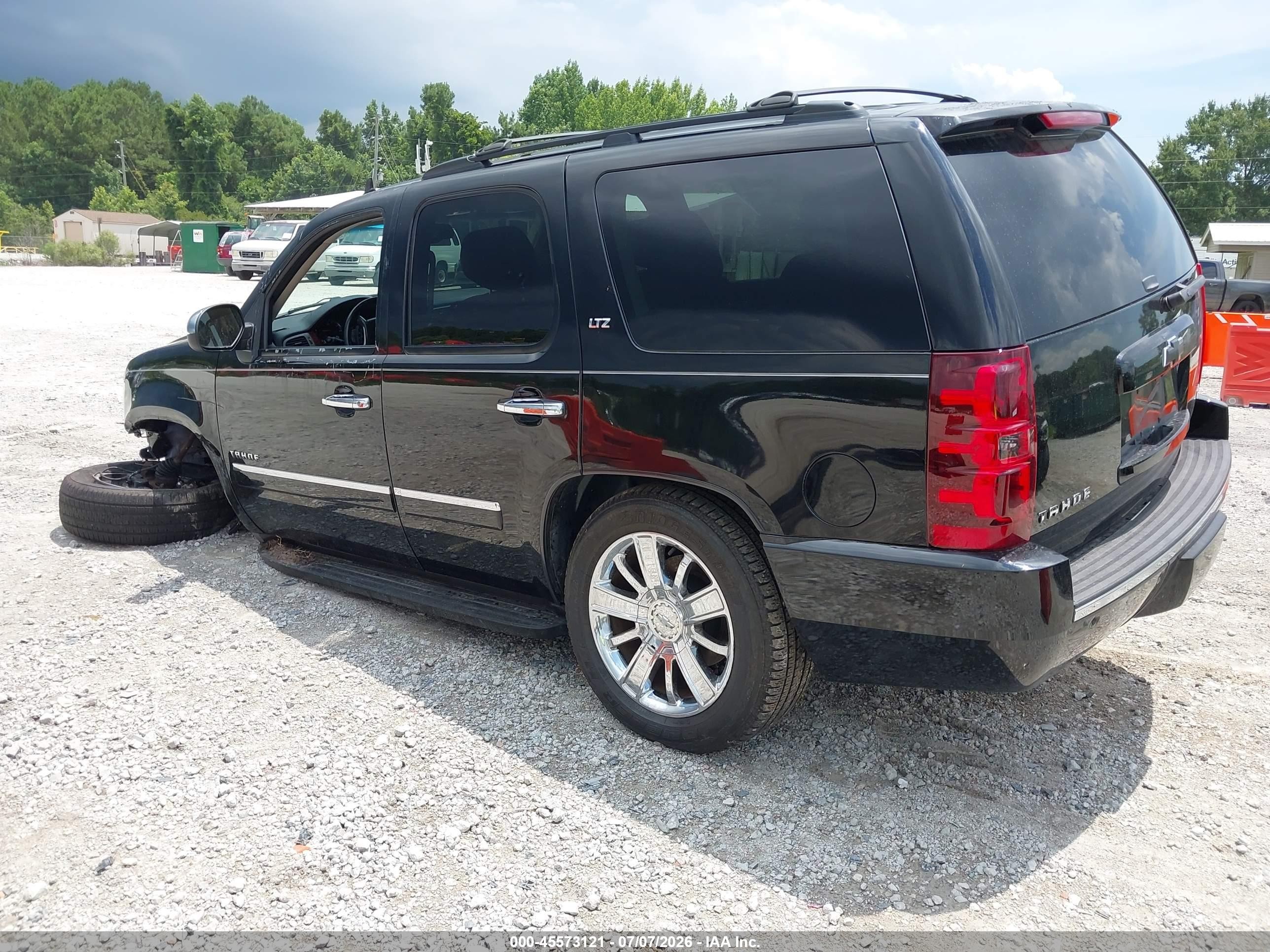 2011 Chevrolet Tahoe Ltz Black vin: 1GNSKCE04BR283019