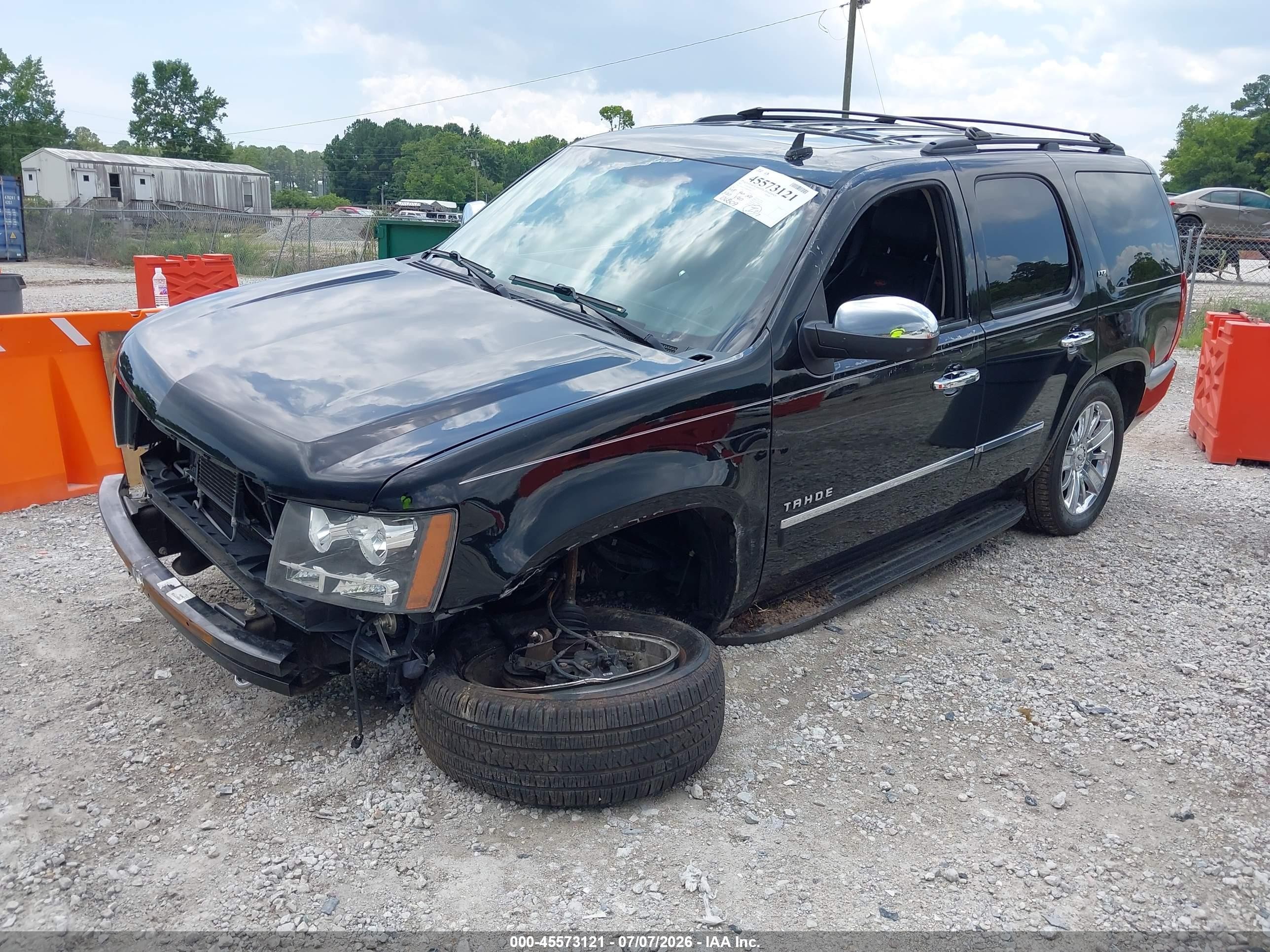 2011 Chevrolet Tahoe Ltz Black vin: 1GNSKCE04BR283019