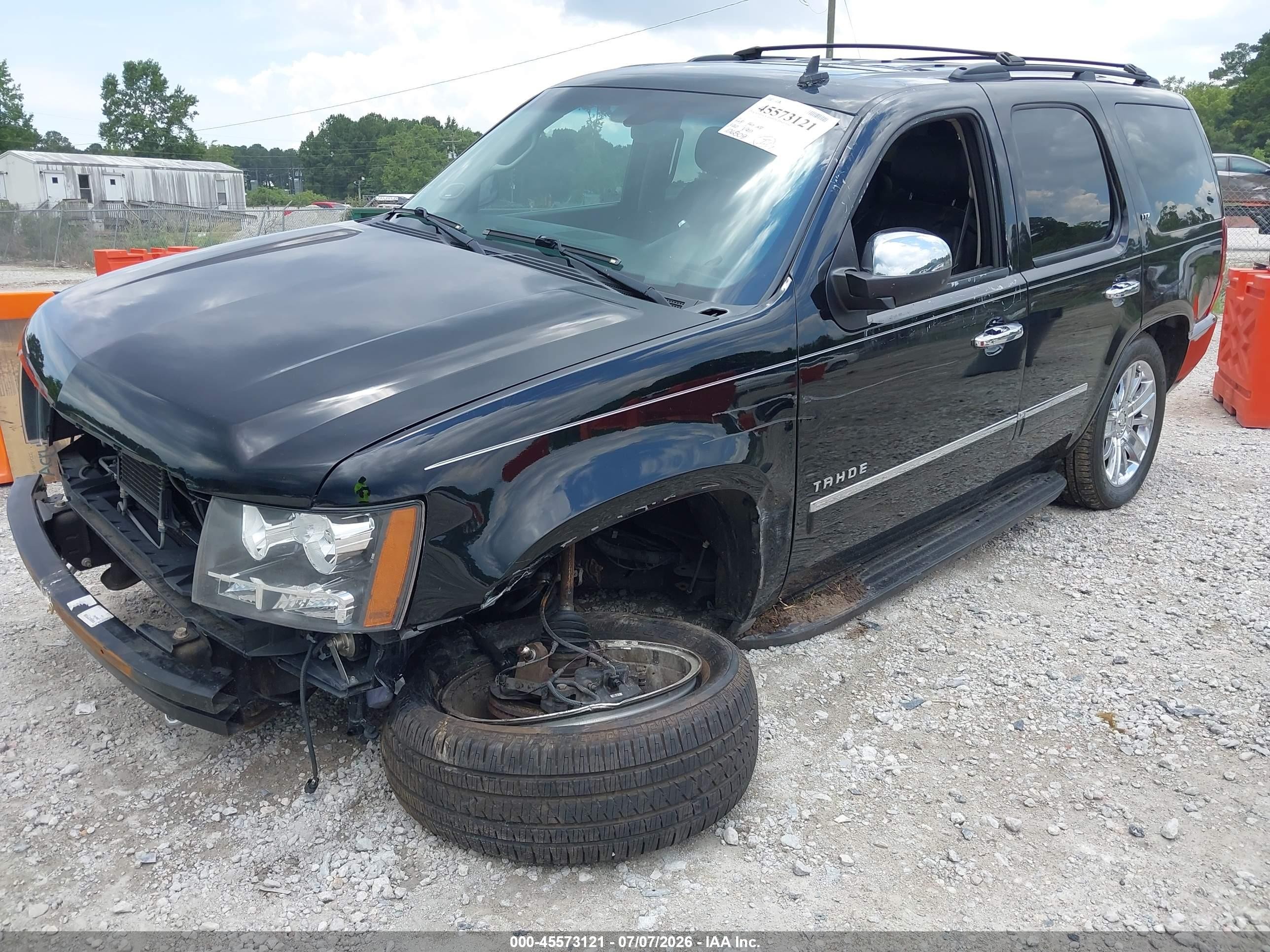 2011 Chevrolet Tahoe Ltz Black vin: 1GNSKCE04BR283019