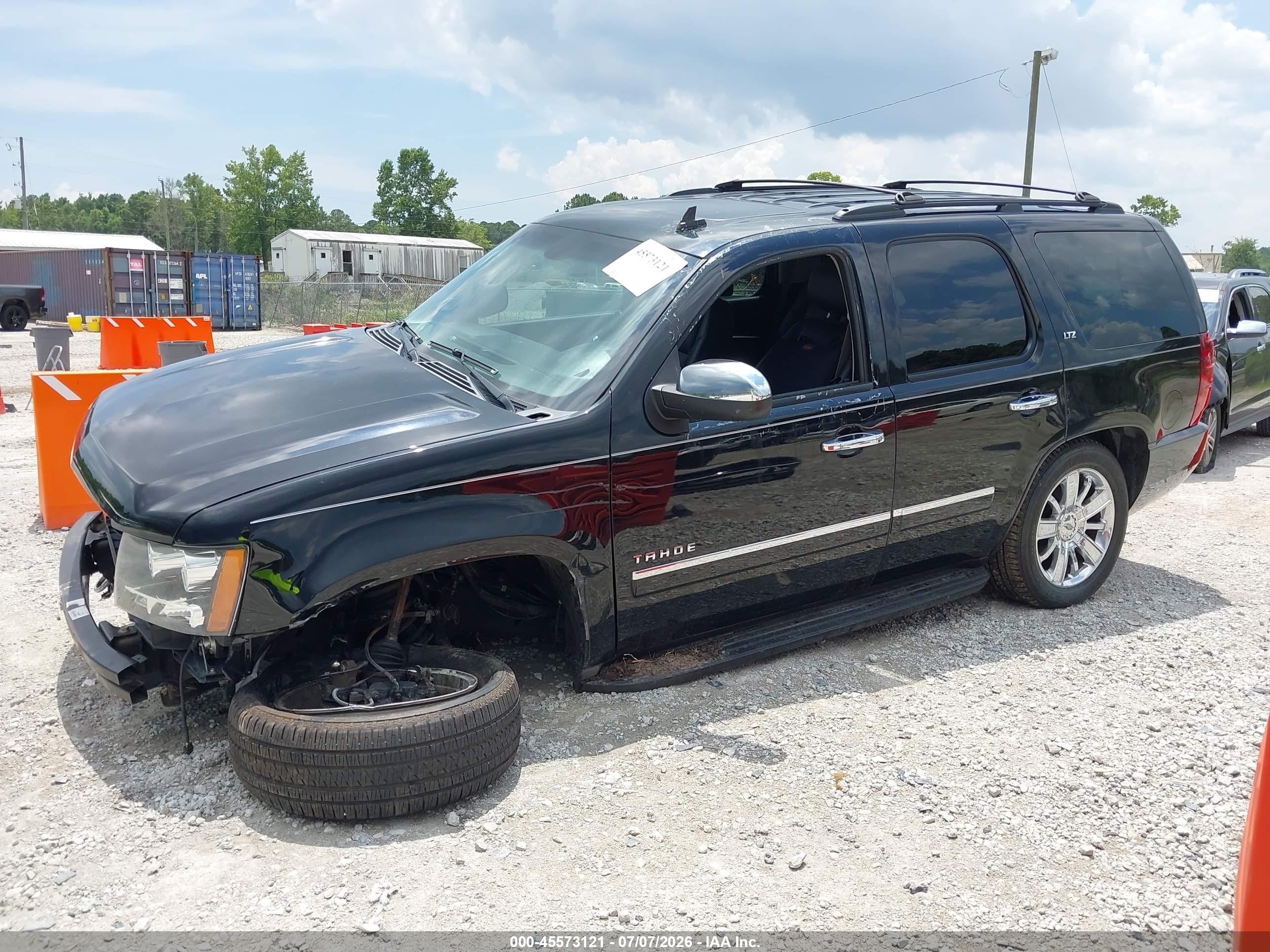 2011 Chevrolet Tahoe Ltz Black vin: 1GNSKCE04BR283019