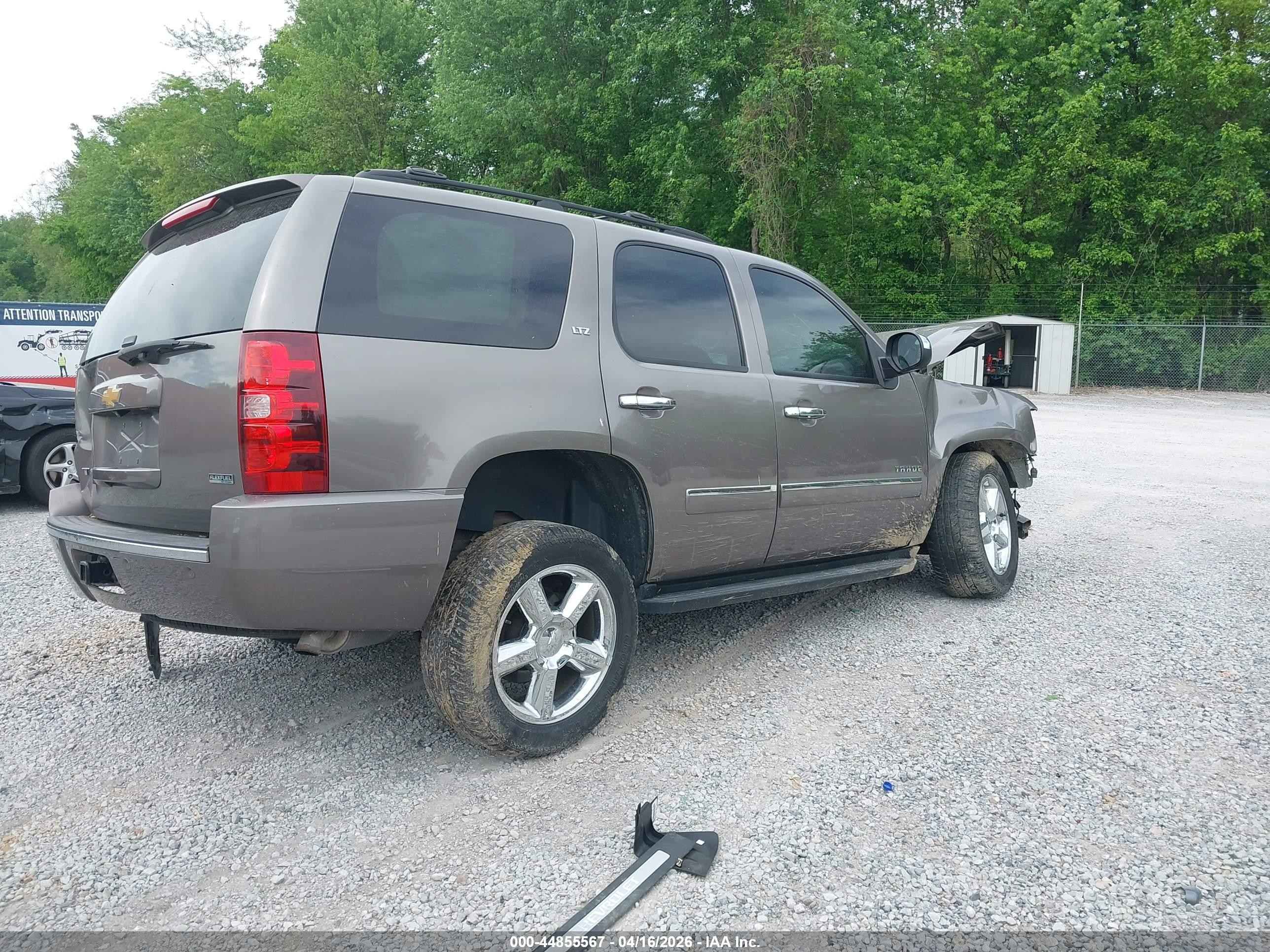 2012 Chevrolet Tahoe Ltz Gray vin: 1GNSKCE04CR284494