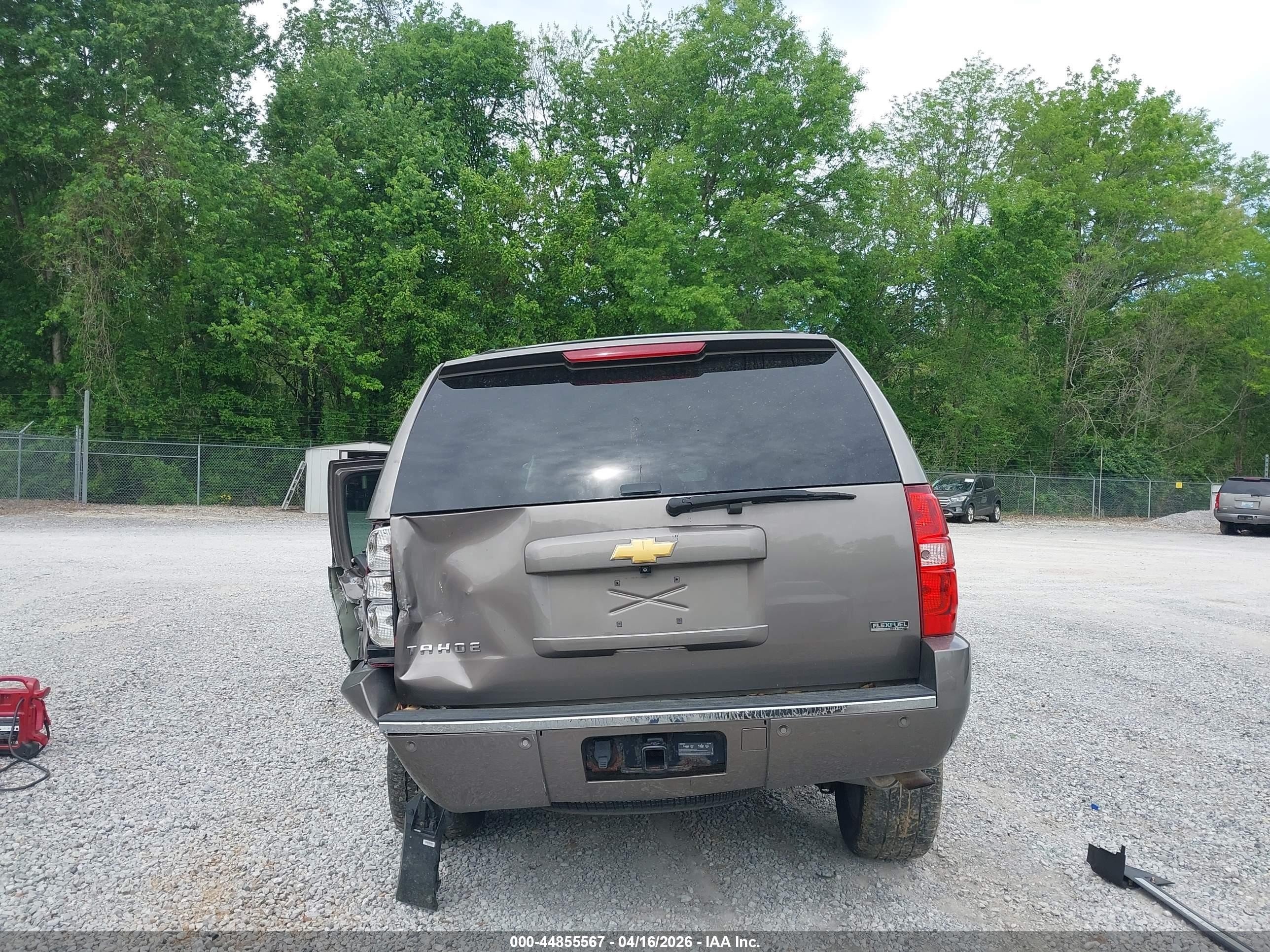 2012 Chevrolet Tahoe Ltz Gray vin: 1GNSKCE04CR284494