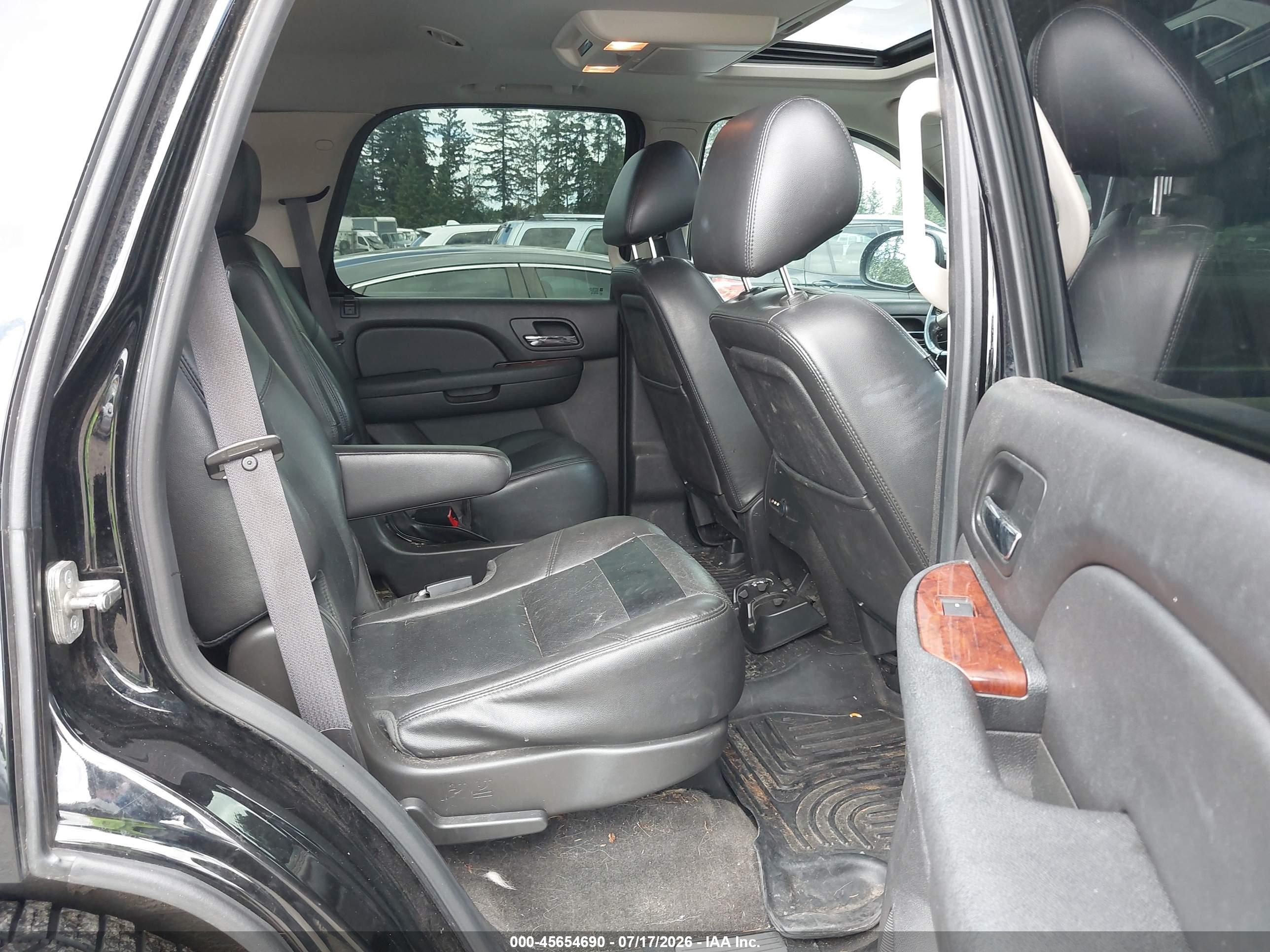 2013 Chevrolet Tahoe Ltz Черный vin: 1GNSKCE04DR195008