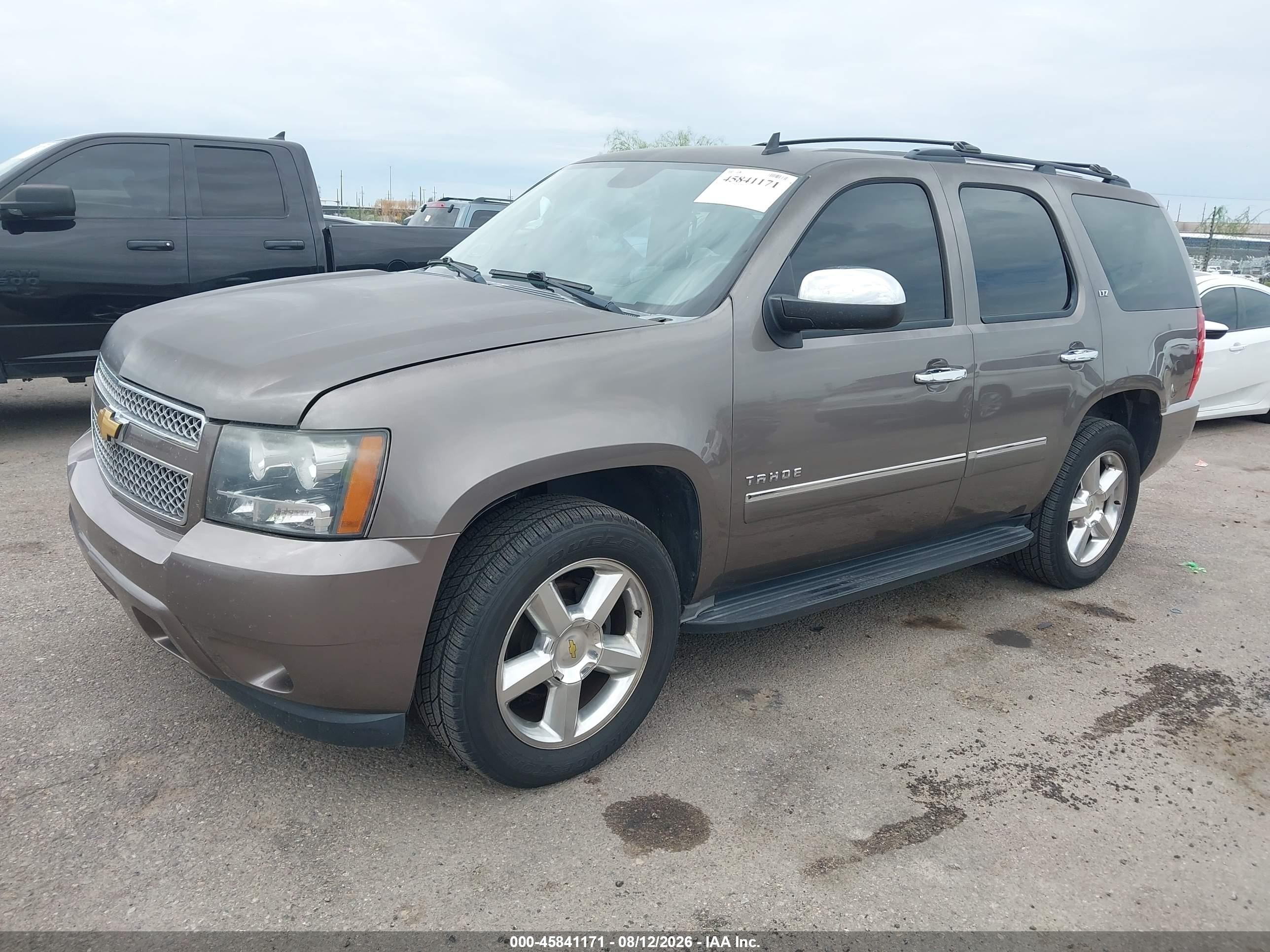 2013 Chevrolet Tahoe Ltz Pewter vin: 1GNSKCE04DR249178