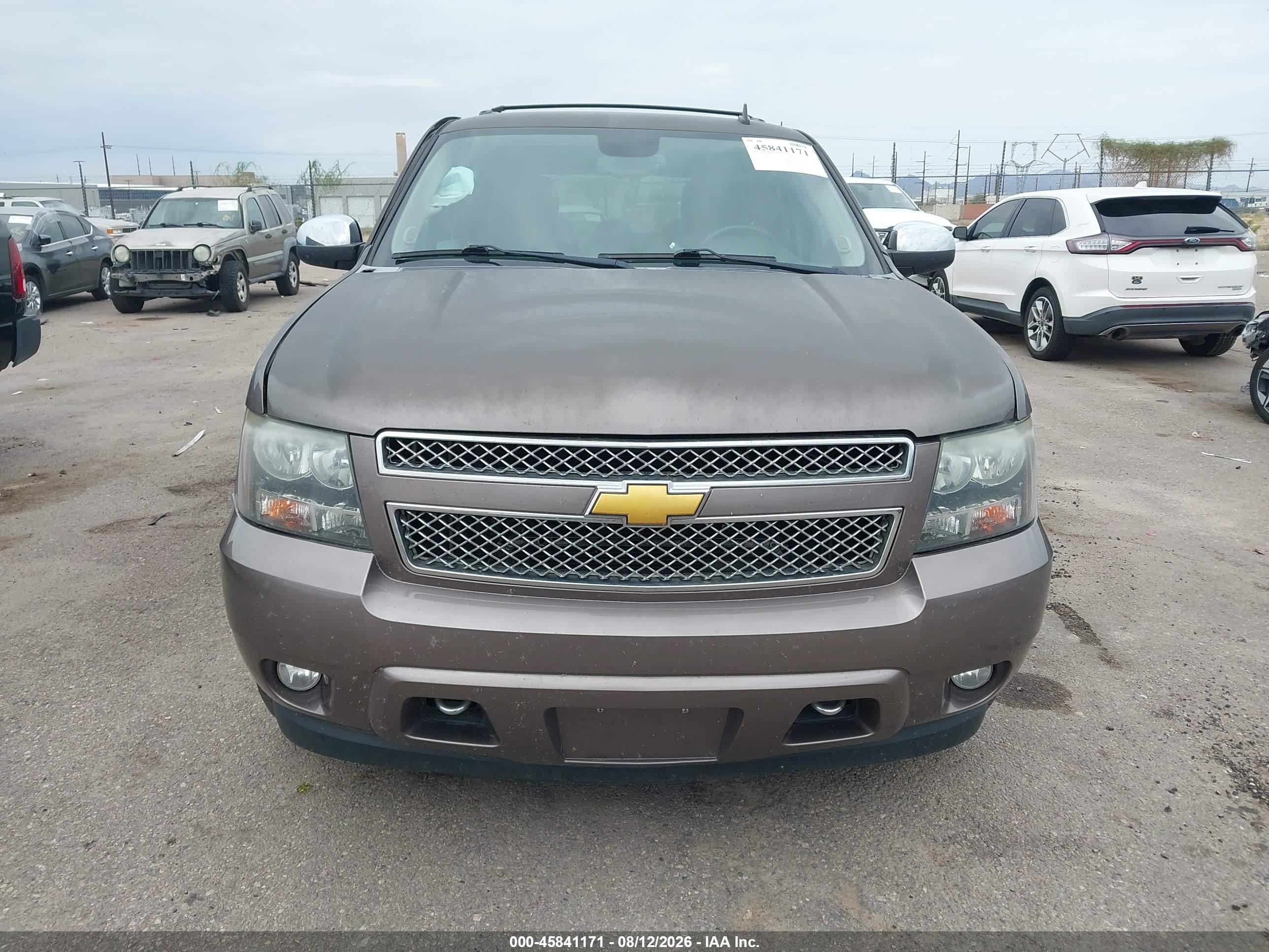 2013 Chevrolet Tahoe Ltz Pewter vin: 1GNSKCE04DR249178