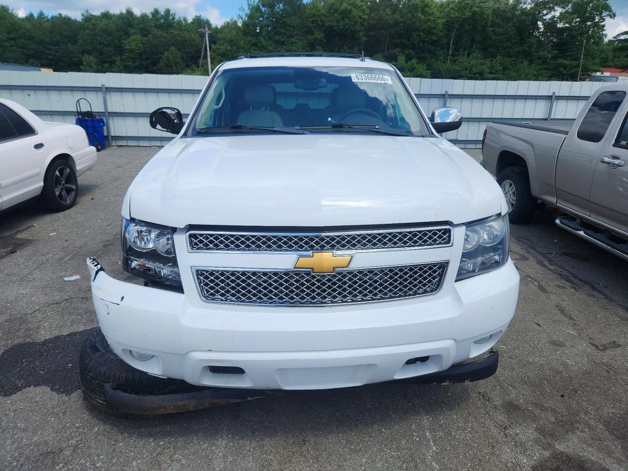 2014 Chevrolet Tahoe K1500 Ltz White vin: 1GNSKCE04ER131634
