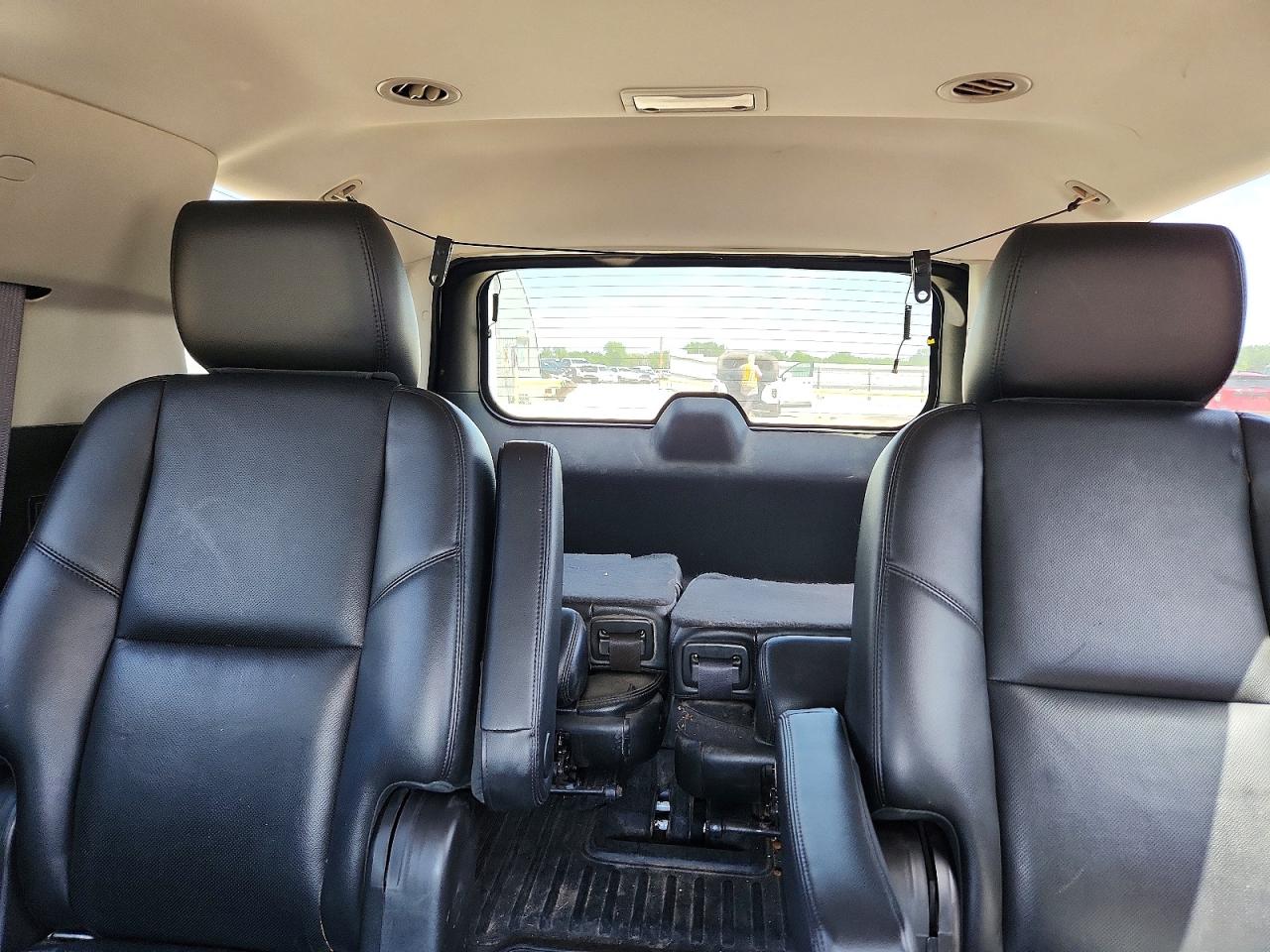 2013 Chevrolet Tahoe K1500 Ltz Белый vin: 1GNSKCE06DR274518