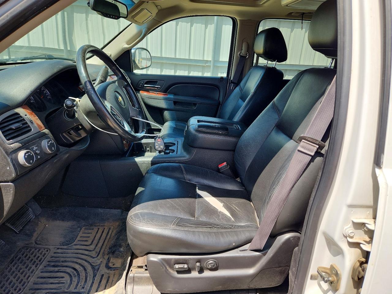 2013 Chevrolet Tahoe K1500 Ltz Белый vin: 1GNSKCE06DR274518