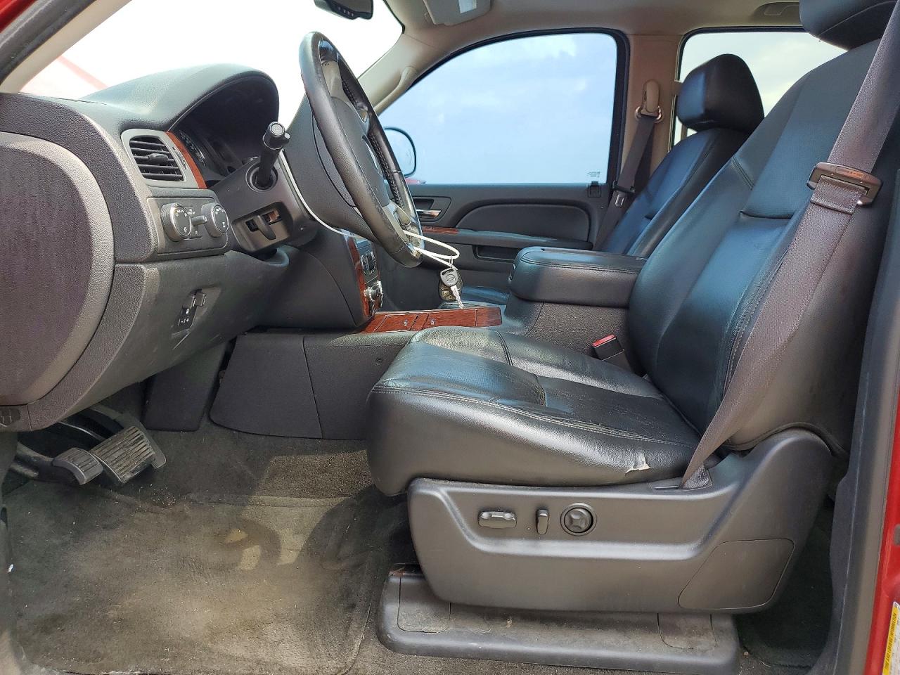 2014 Chevrolet Tahoe K1500 Ltz Red vin: 1GNSKCE06ER158771