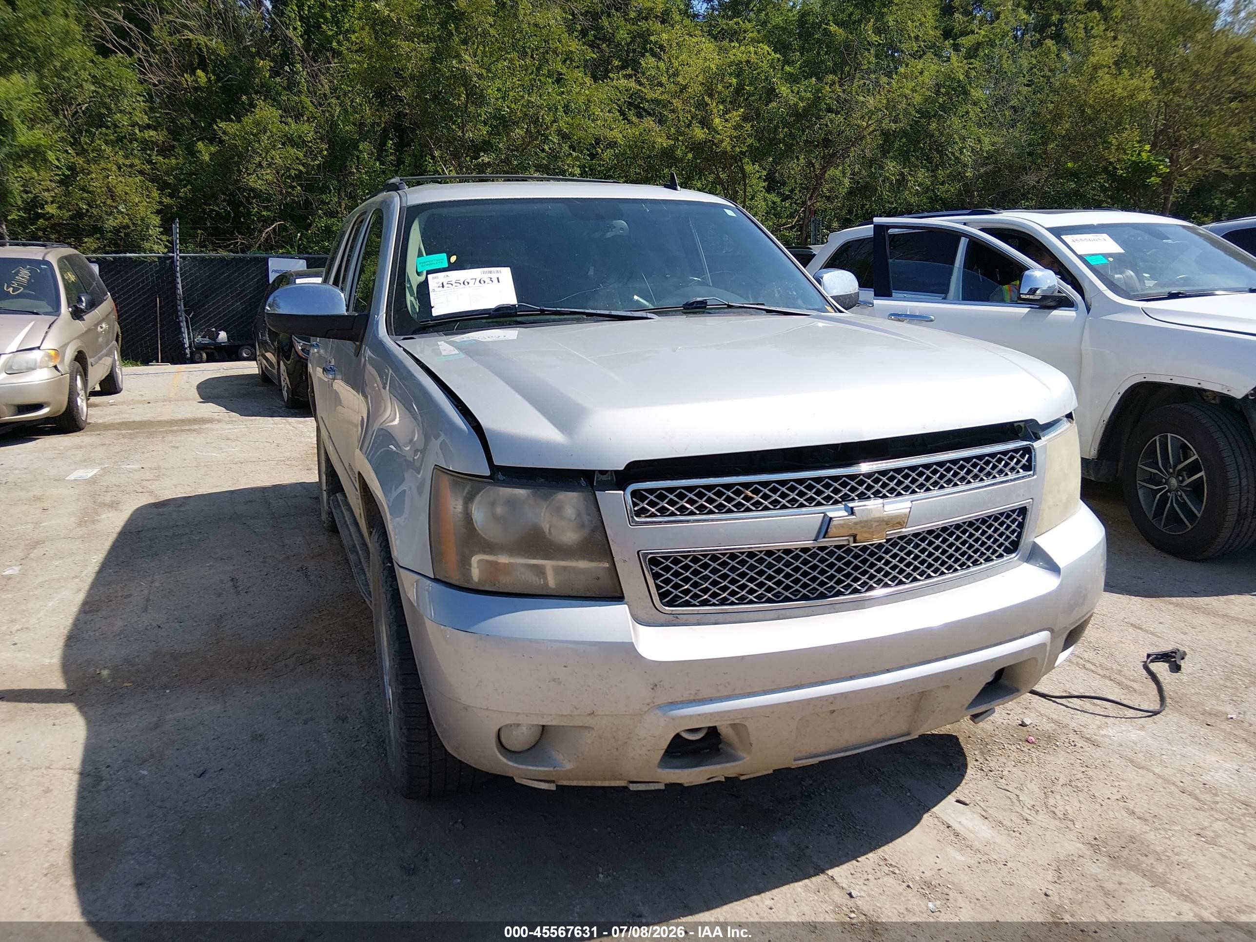 2011 Chevrolet Tahoe Ltz Tan vin: 1GNSKCE07BR119053