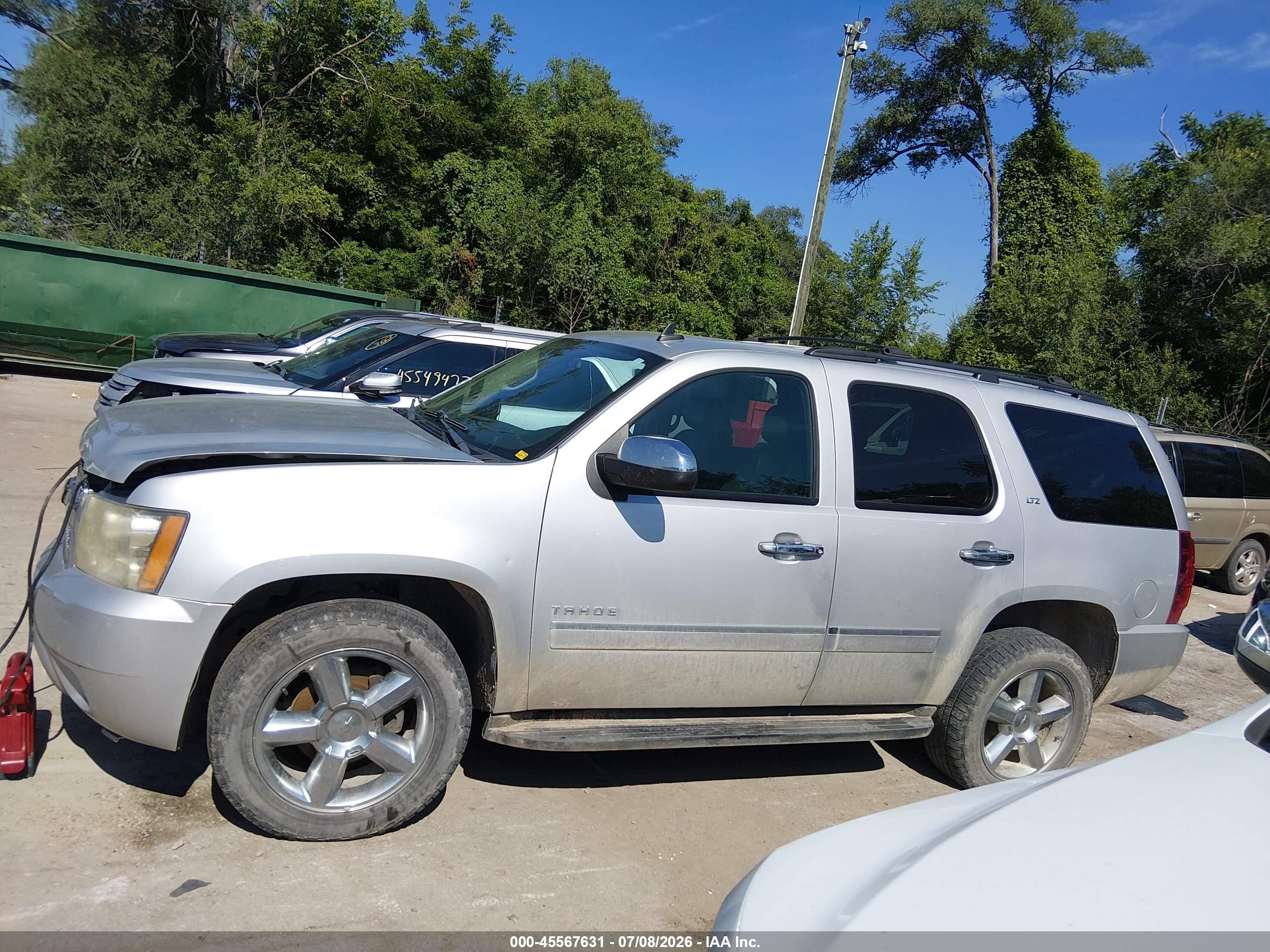 2011 Chevrolet Tahoe Ltz Tan vin: 1GNSKCE07BR119053