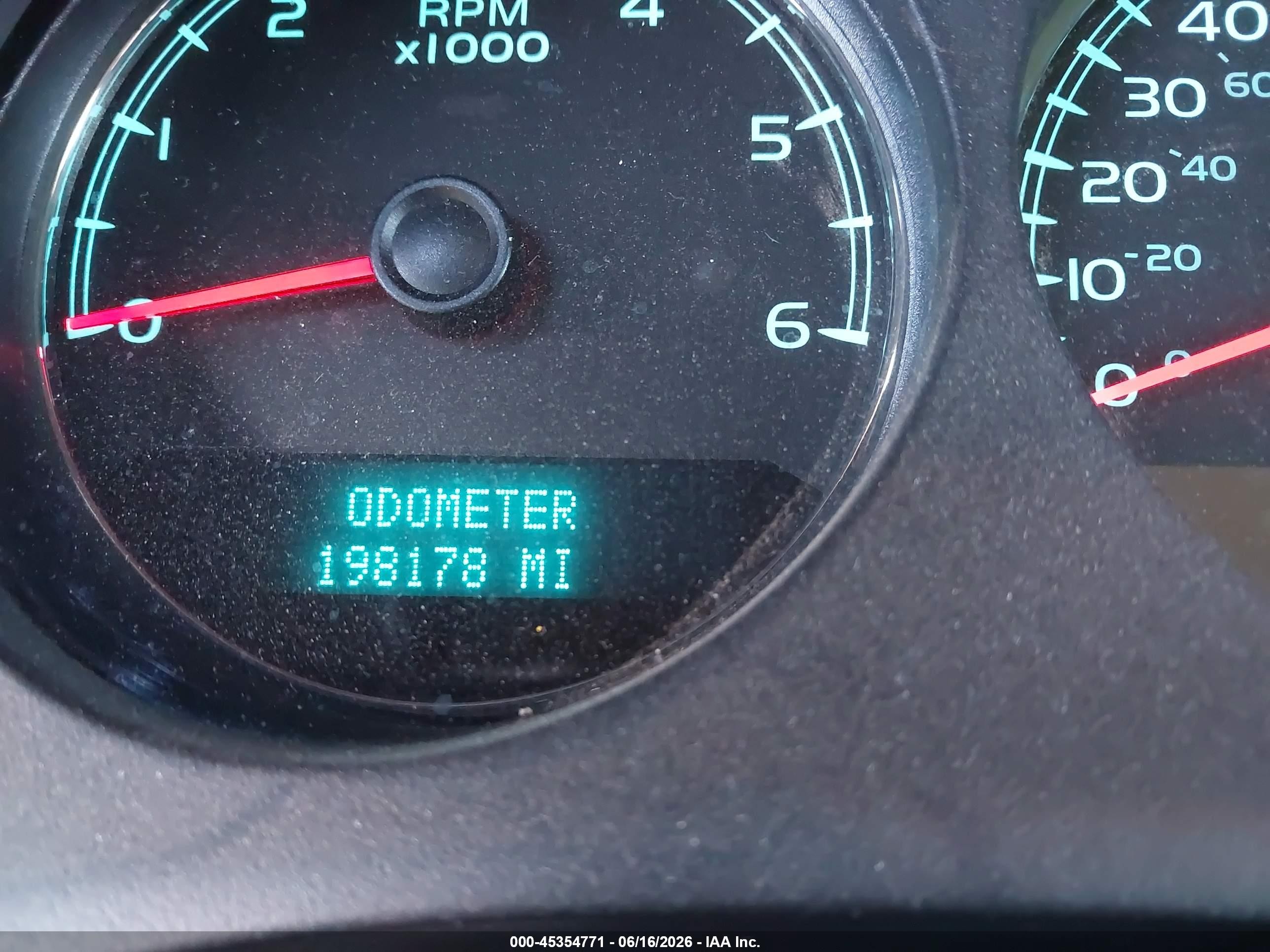 2011 Chevrolet Tahoe Ltz Cream vin: 1GNSKCE07BR324209