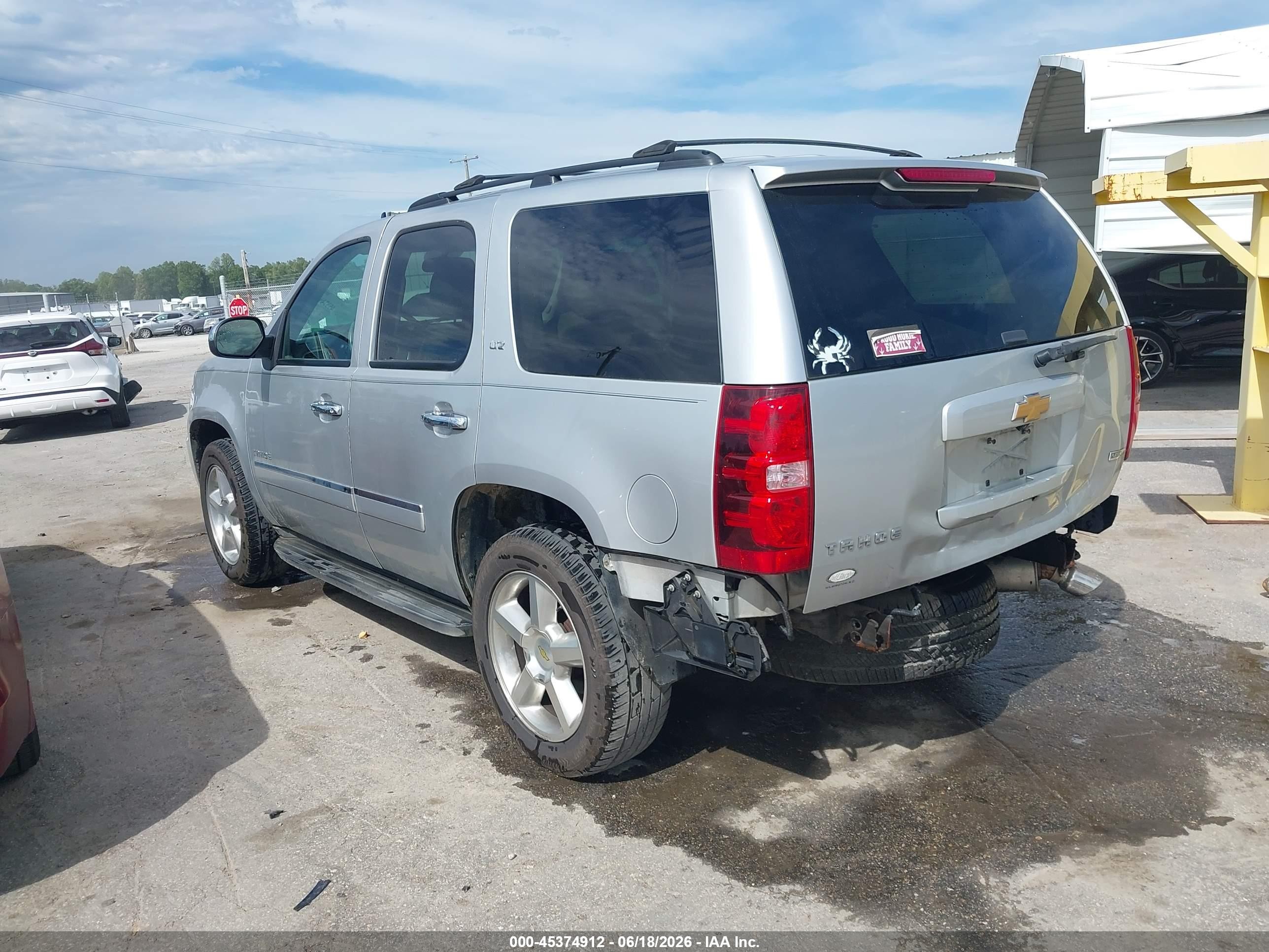 2012 Chevrolet Tahoe Ltz Silver vin: 1GNSKCE08CR213895