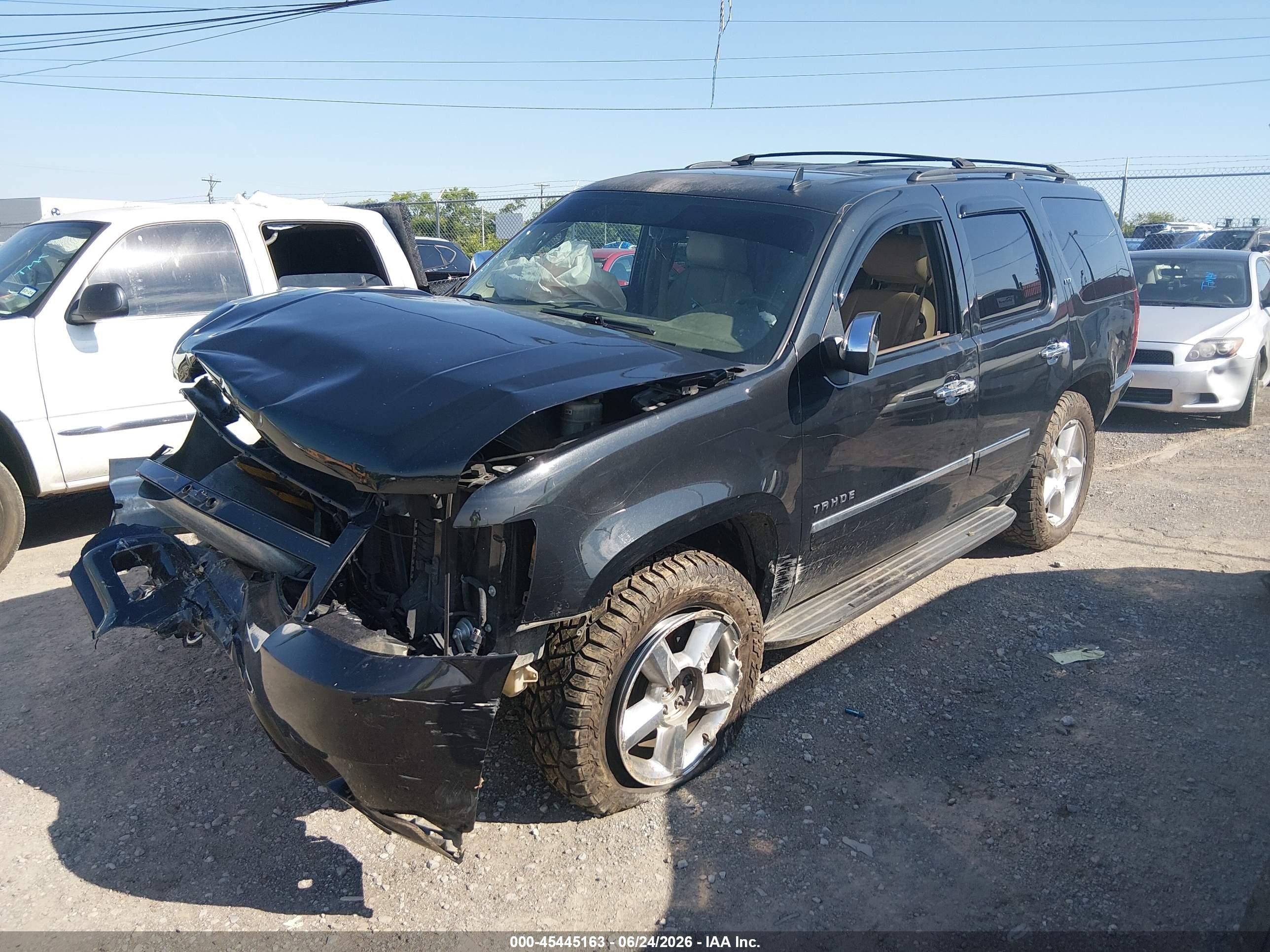 2013 Chevrolet Tahoe Ltz Black vin: 1GNSKCE09DR294133
