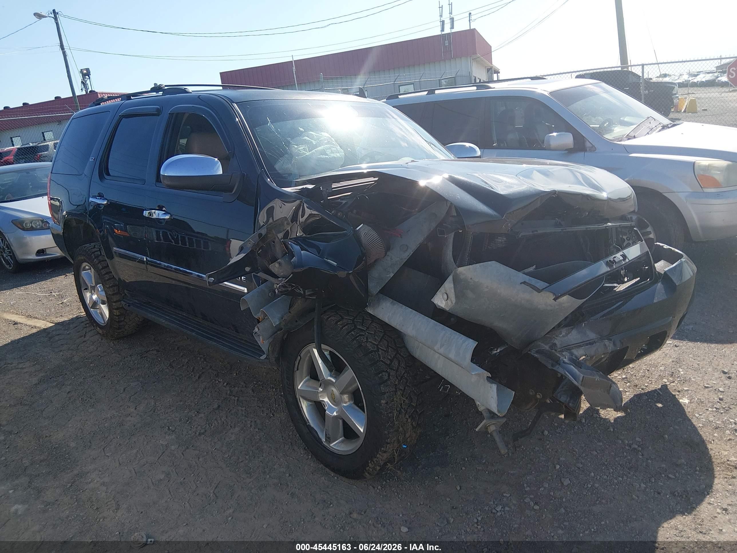 2013 Chevrolet Tahoe Ltz Black vin: 1GNSKCE09DR294133