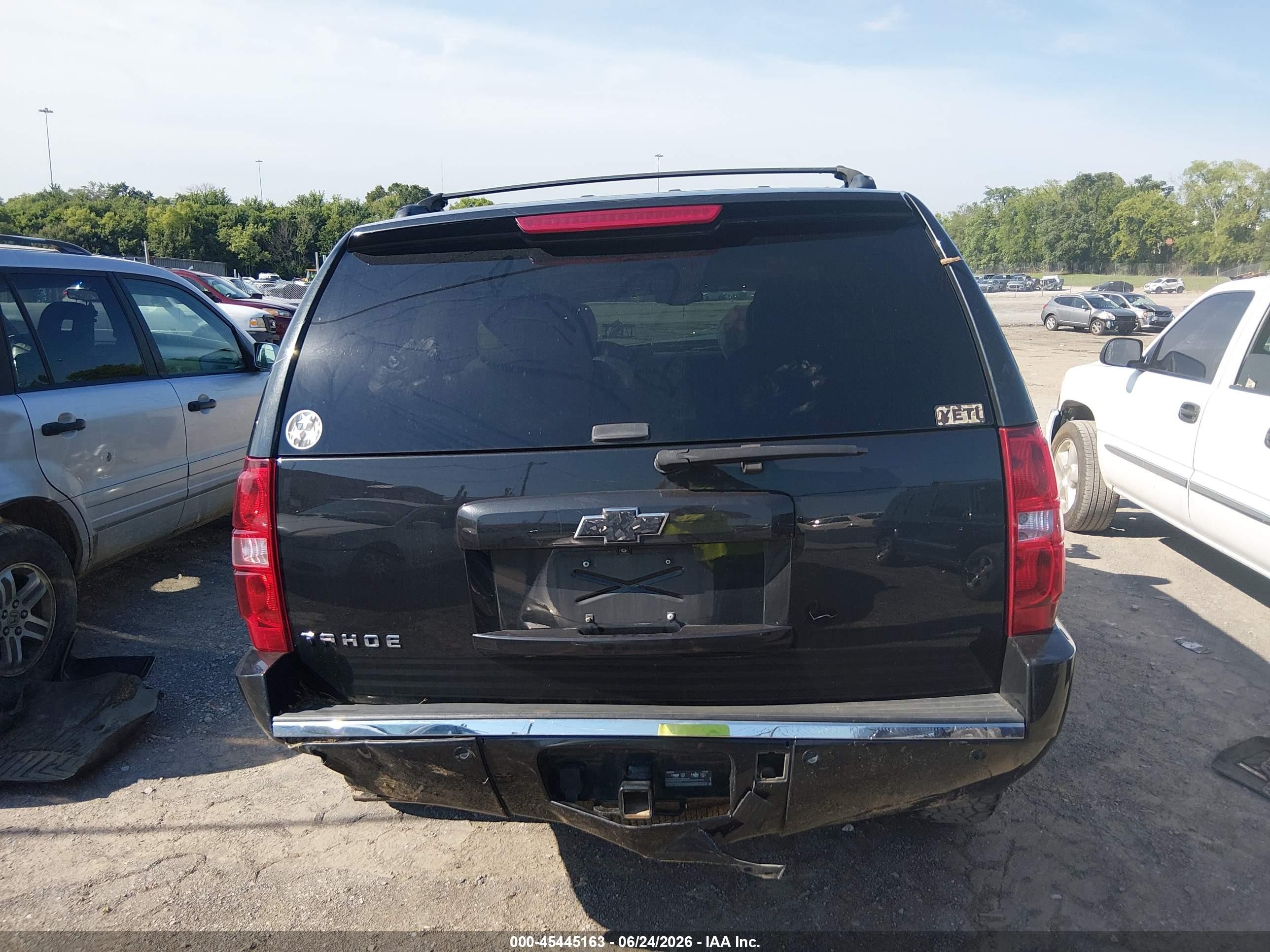 2013 Chevrolet Tahoe Ltz Black vin: 1GNSKCE09DR294133