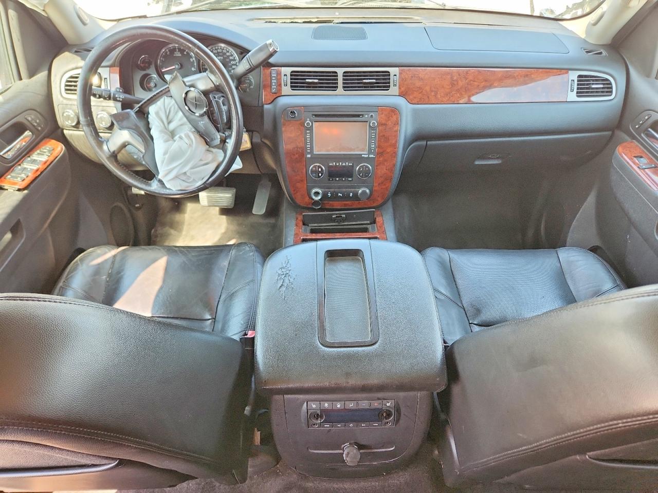 2013 Chevrolet Tahoe K1500 Ltz Black vin: 1GNSKCE09DR297999