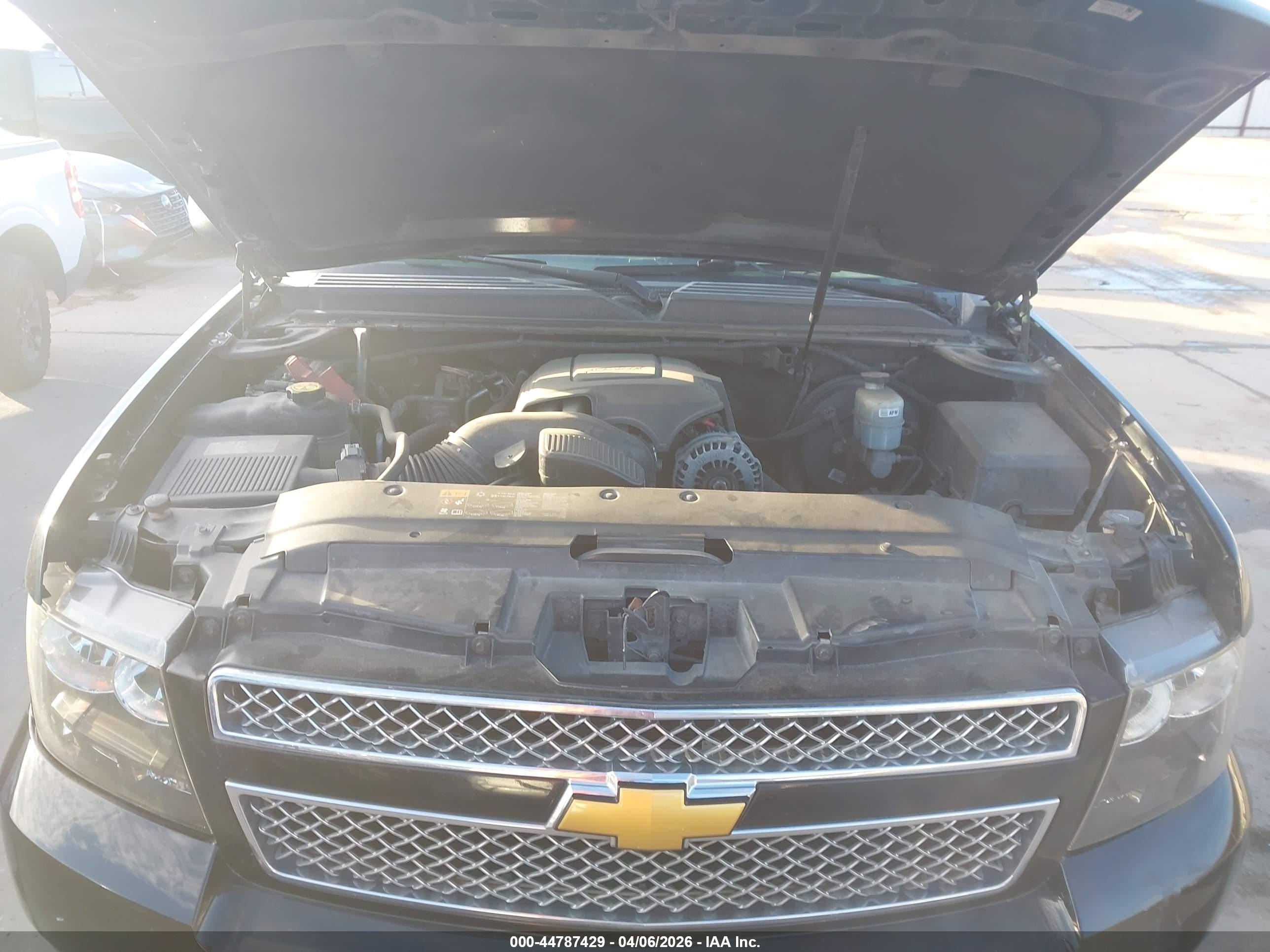2014 Chevrolet Tahoe Ltz Black vin: 1GNSKCE09ER131581