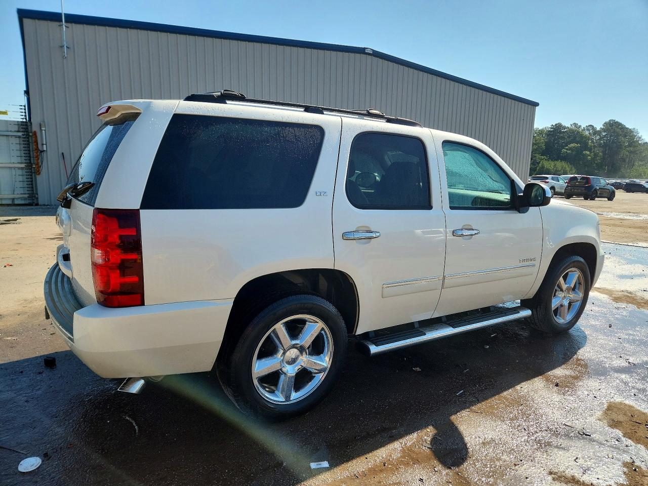2014 Chevrolet Tahoe K1500 Ltz Кремовый vin: 1GNSKCE0XER127880