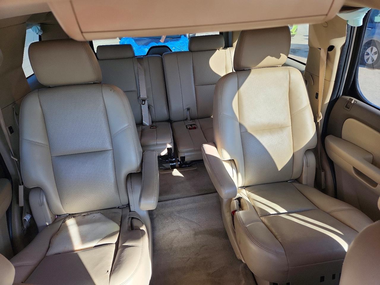 2014 Chevrolet Tahoe K1500 Ltz Кремовый vin: 1GNSKCE0XER127880