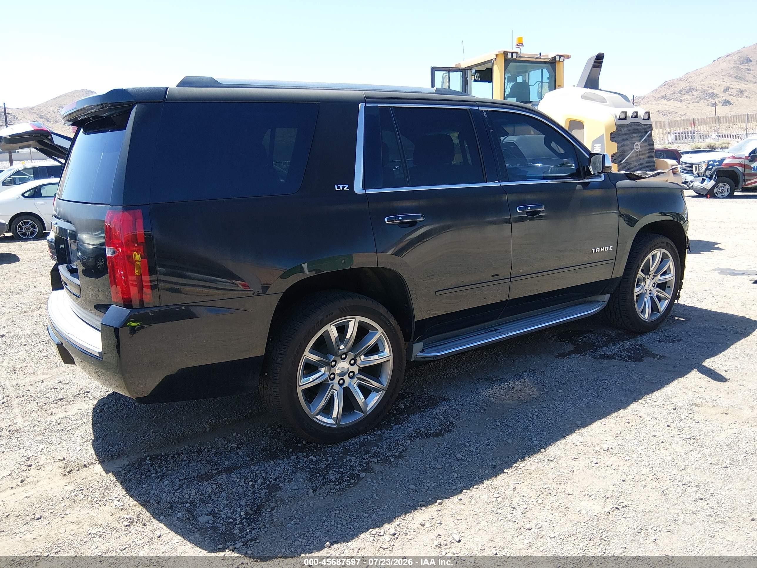 2015 Chevrolet Tahoe Ltz Черный vin: 1GNSKCKC0FR169880
