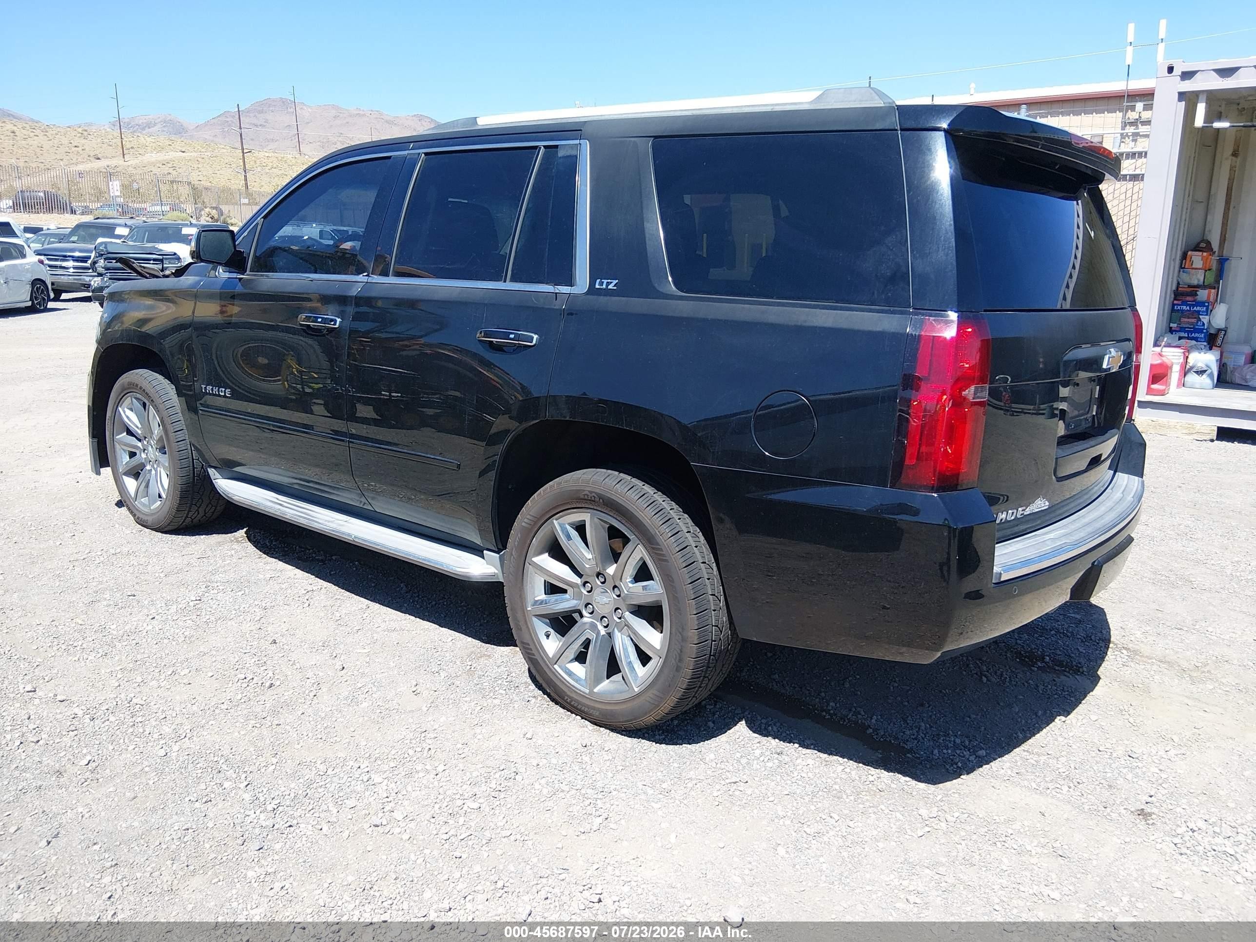 2015 Chevrolet Tahoe Ltz Черный vin: 1GNSKCKC0FR169880