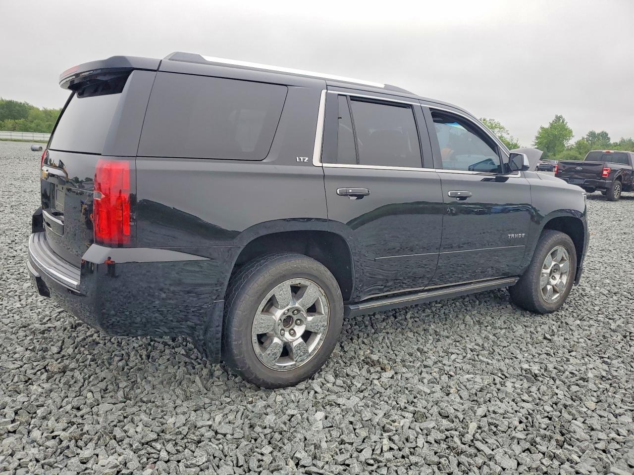 2015 Chevrolet Tahoe K1500 Ltz Black vin: 1GNSKCKC1FR105427