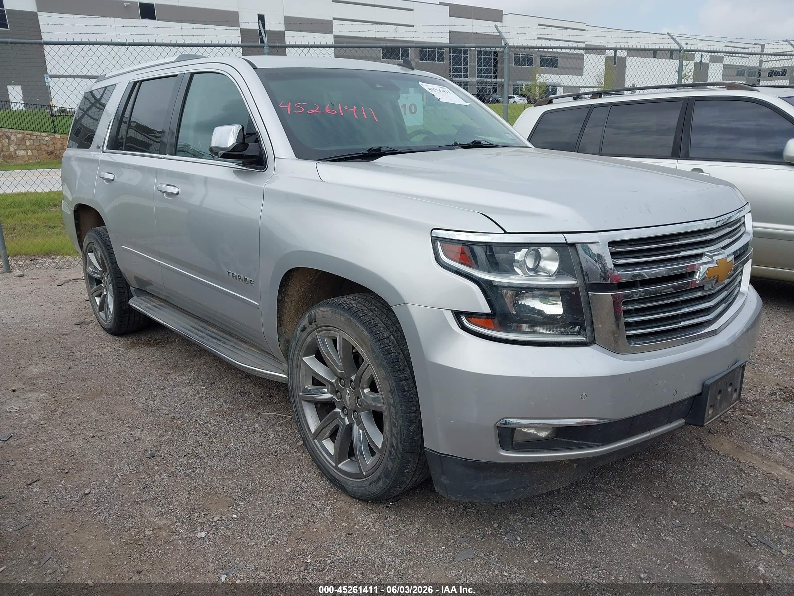 2015 Chevrolet Tahoe Ltz Silver vin: 1GNSKCKC1FR126052